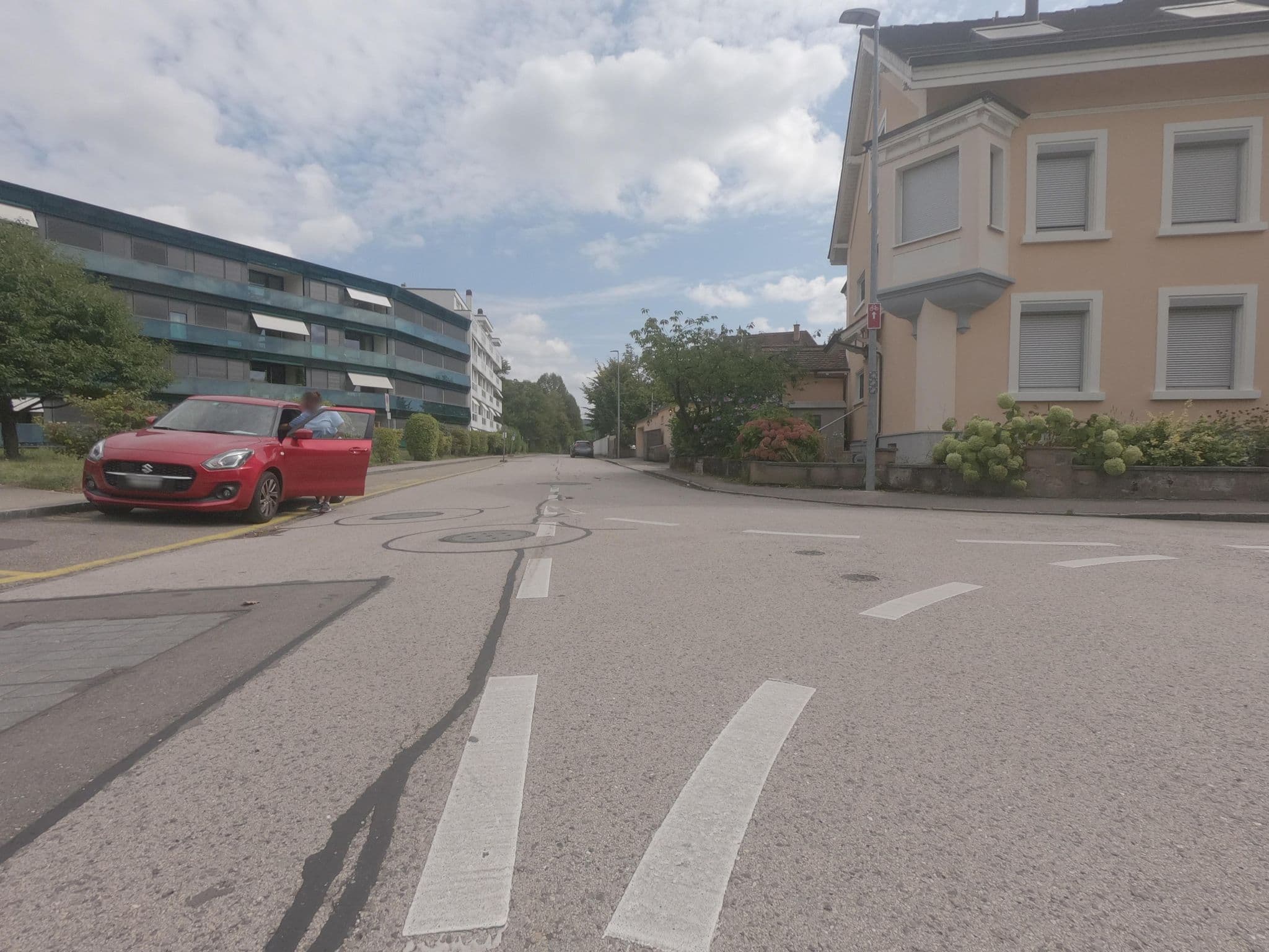 Street view near Niros Bed & Breakfast, Birsfelden — © rebootnow (CC BY-SA · Mapillary)
