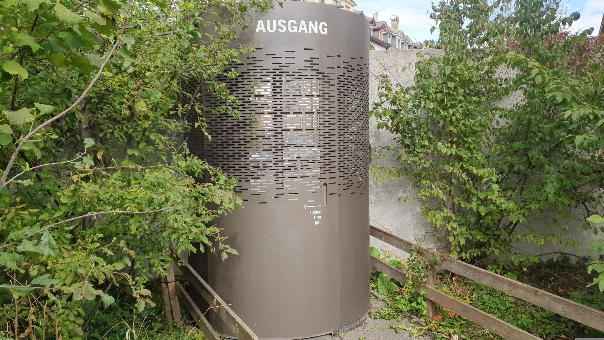 Street view near Guesthouse Basel, Binningen — © johsin18 (CC BY-SA · Mapillary)