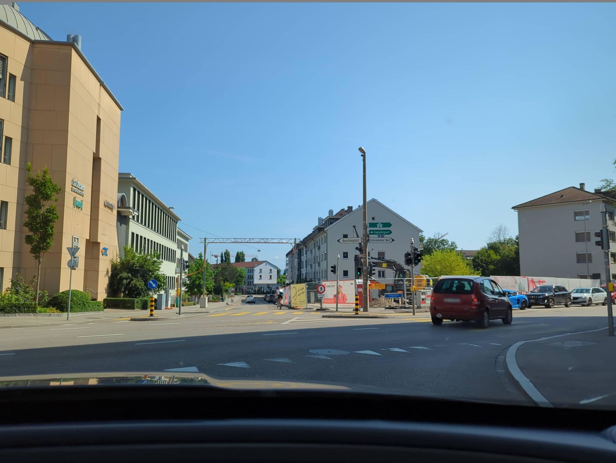 Street view near 2,5 Zi Design Loft Wohnung mit Gartensitzplatz, Birsfelden — © fcignat (CC BY-SA · Mapillary)