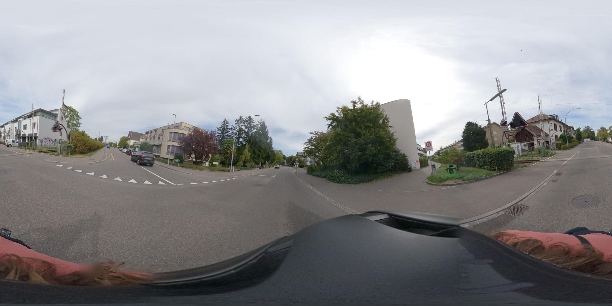 Street view near B+B Bahnhaus, Riehen — © fmc_Mlvln (CC BY-SA · Mapillary)
