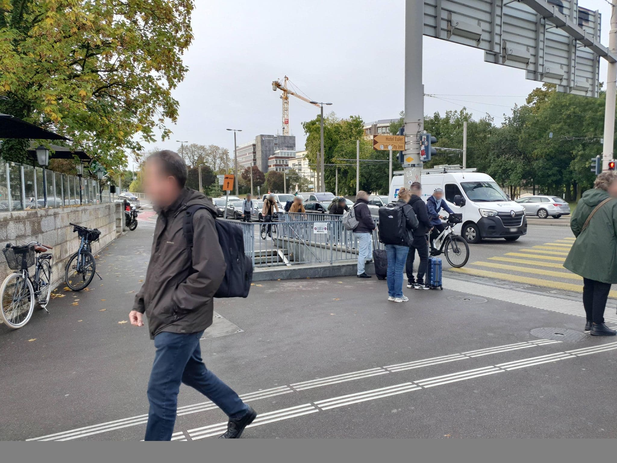 Street view near Oscar Michel Erben & Cie., Inhaber Dr. Peter Bommer, Basel — © johsin18 (CC BY-SA · Mapillary)
