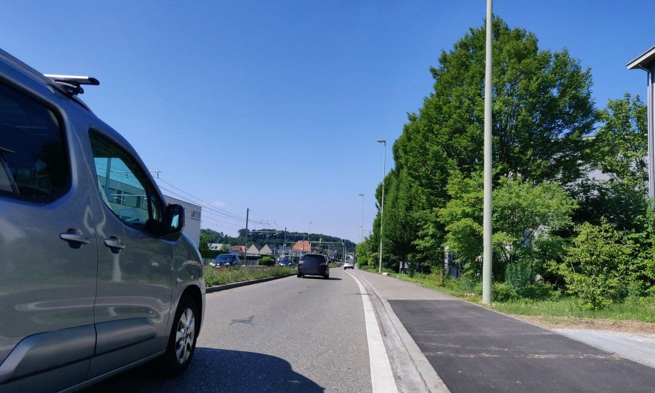 Street view near Hotel Reinacherhof, Münchenstein — © kto (CC BY-SA · Mapillary)