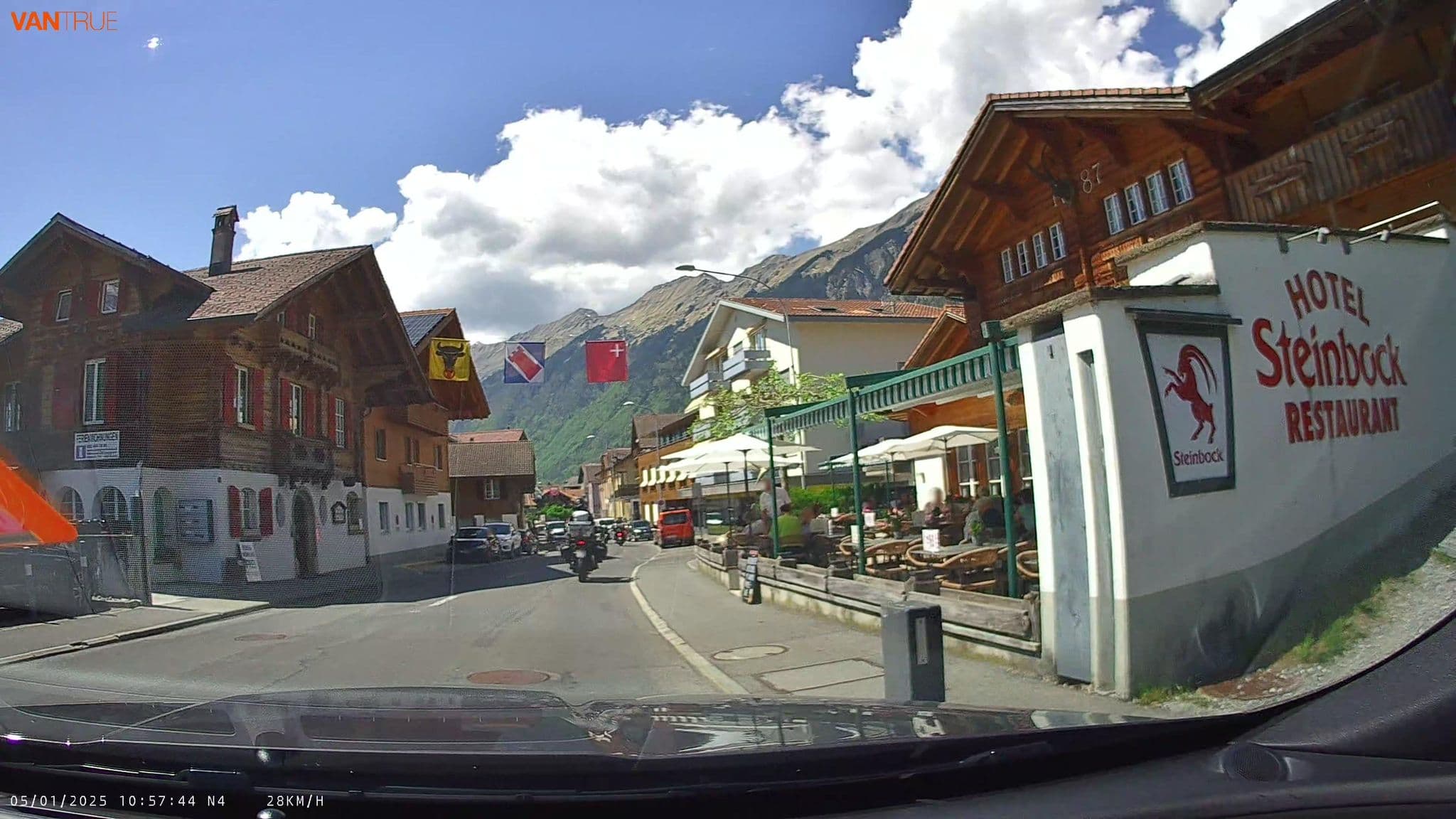 Street view near Holiday Apartment Alpenblume, Brienz — © fcignat (CC BY-SA · Mapillary)