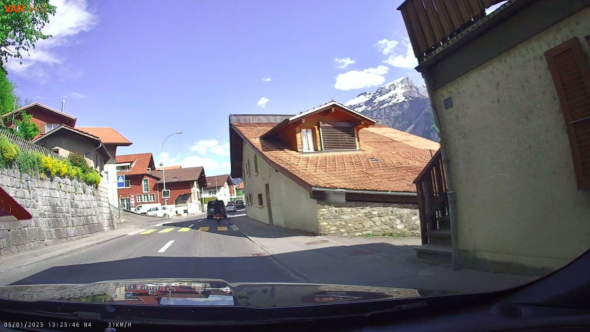 Street view near Apartment Am Brienzersee Brienz, Brienz — © fcignat (CC BY-SA · Mapillary)