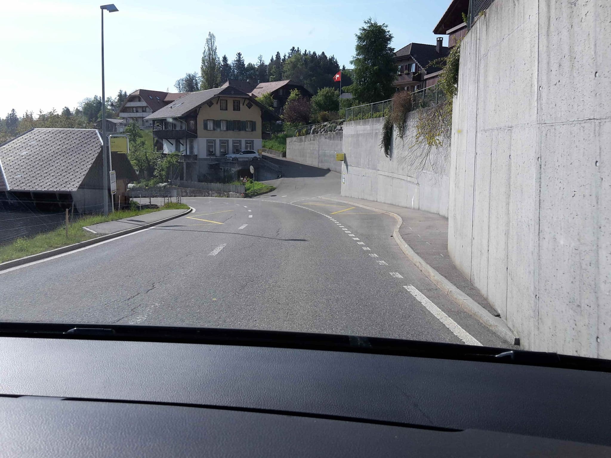 Street view near Panorama Lodge Goldiwil, Hilterfingen — © biobuur (CC BY-SA · Mapillary)