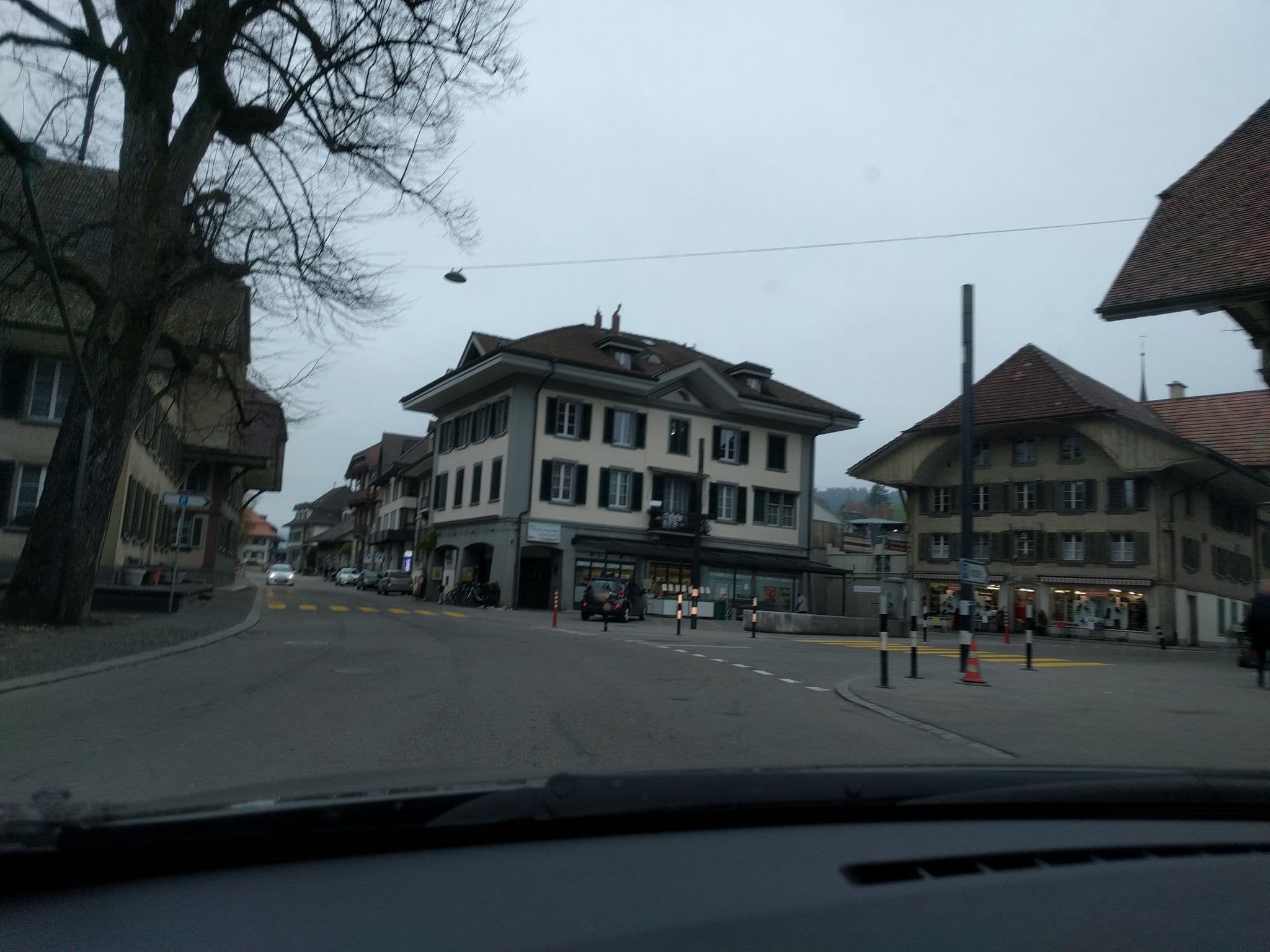 Street view near Hotel Restaurant Hirschen, Langnau — © mapmaniak (CC BY-SA · Mapillary)