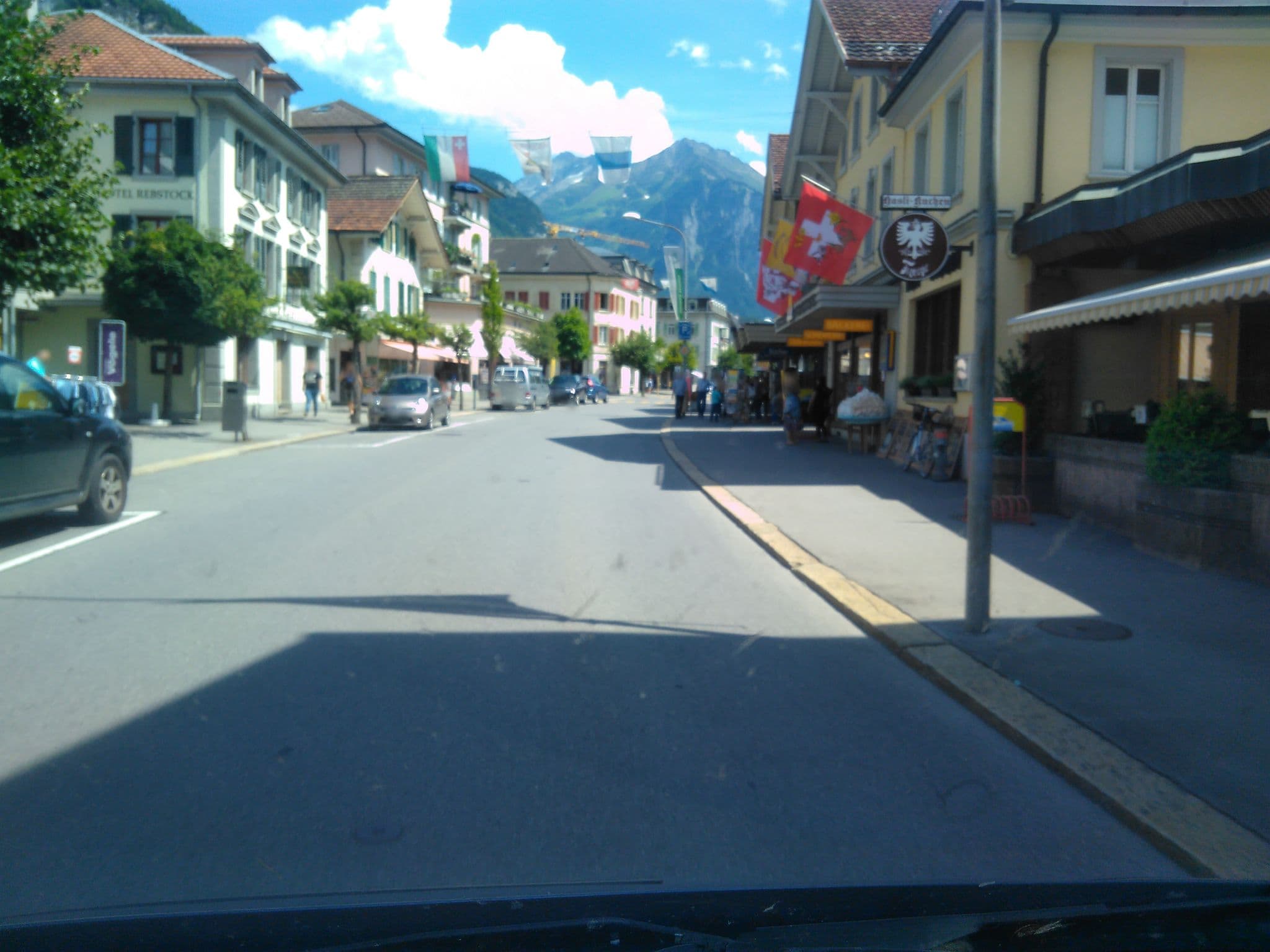 Street view near Appartement Rössli, Meiringen — © mknight (CC BY-SA · Mapillary)