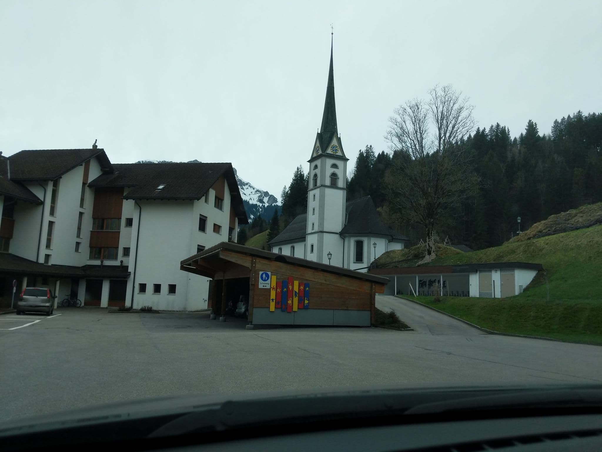 Street view near Jugendstil-hotel Paxmontana, Flühli — © mapmaniak (CC BY-SA · Mapillary)