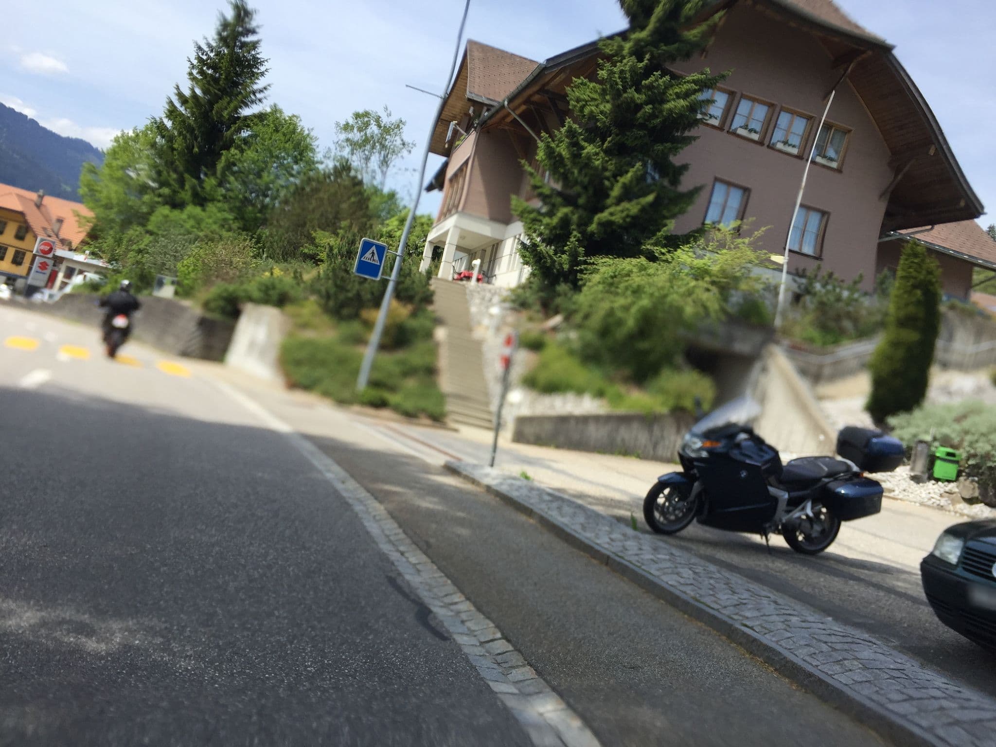 Street view near Hotel Kemmeriboden-Bad, Eggiwil — © trac71 (CC BY-SA · Mapillary)
