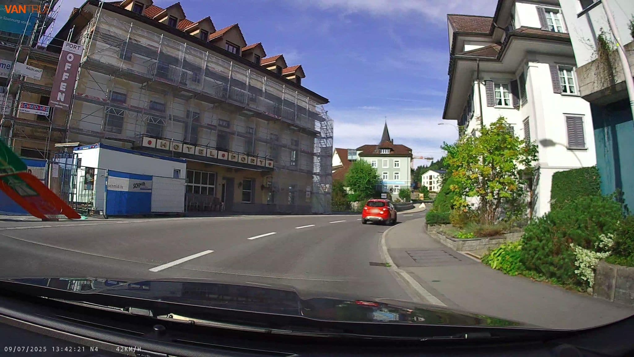 Street view near Backpackers Hotel Port, Entlebuch — © fcignat (CC BY-SA · Mapillary)