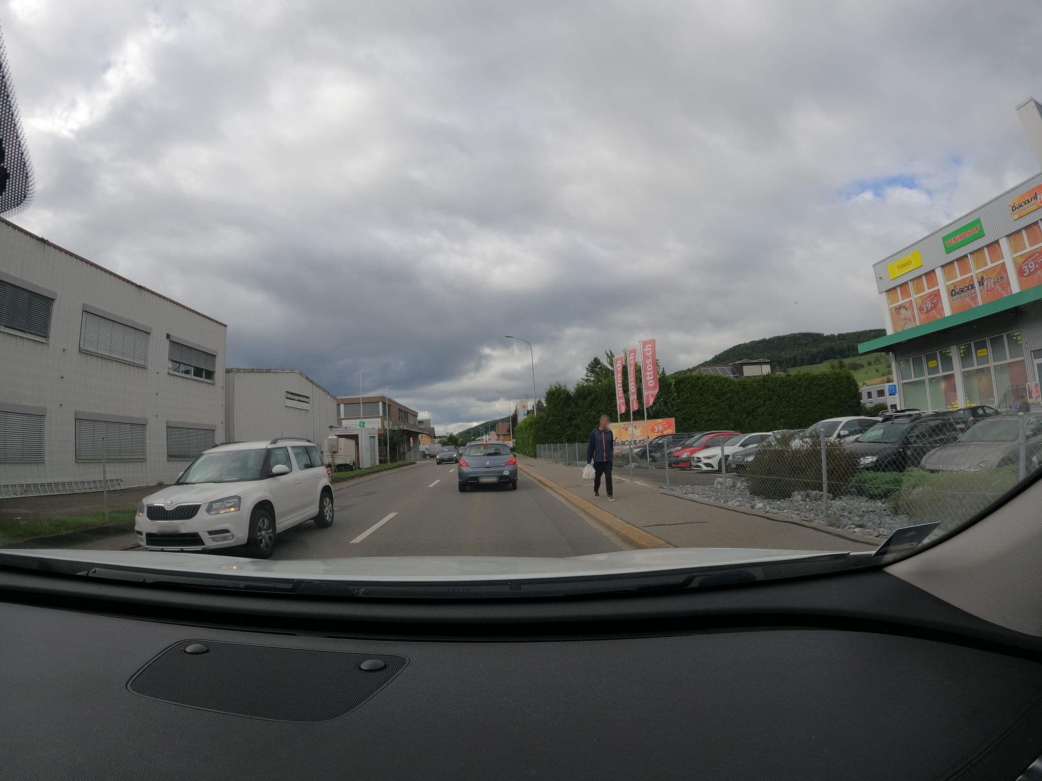 Street view near Wohlfahrtsstiftung der Neogard AG, Menziken — © alediwi (CC BY-SA · Mapillary)