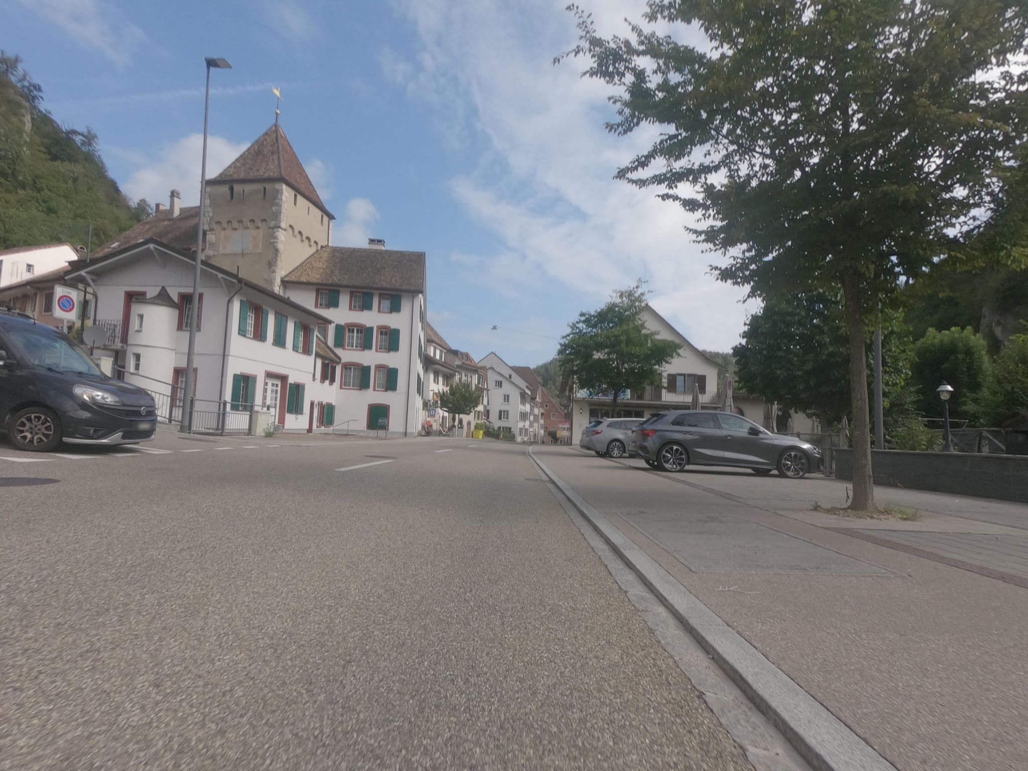 Street view near Hotel Löwen, Waldenburg — © gp5mutz (CC BY-SA · Mapillary)