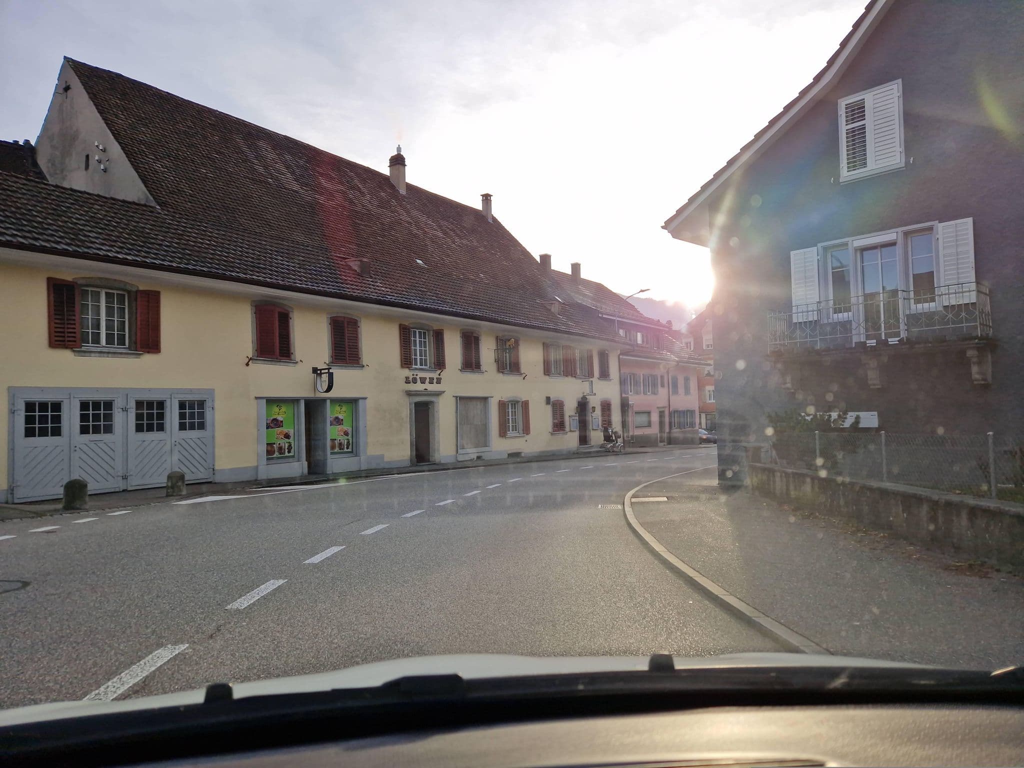 Street view near Brigitte Honauer, Balsthal — © chrisbeddow (CC BY-SA · Mapillary)