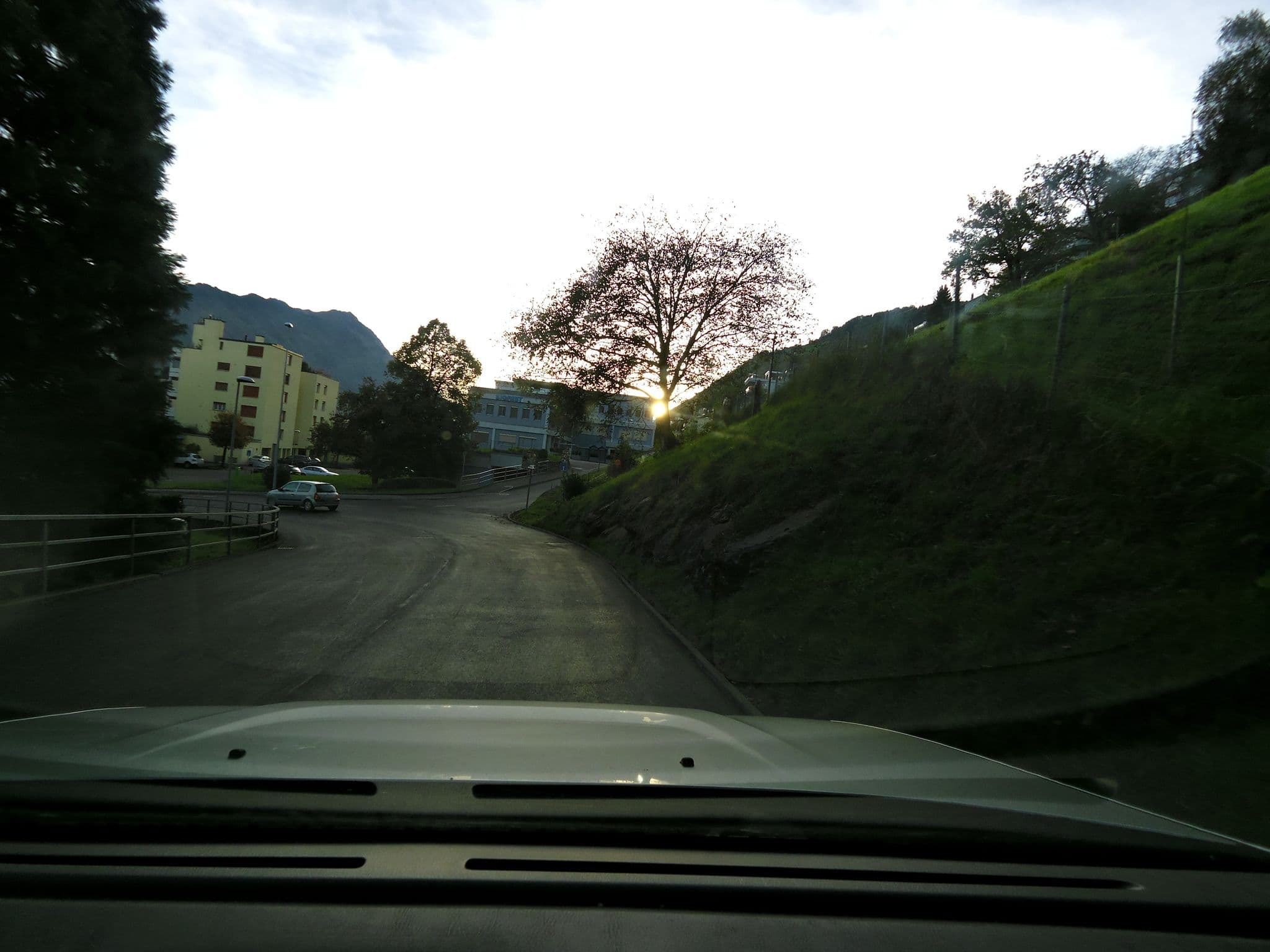 Street view near Hotel Villa Honegg, Ennetbürgen — © osmhikers (CC BY-SA · Mapillary)
