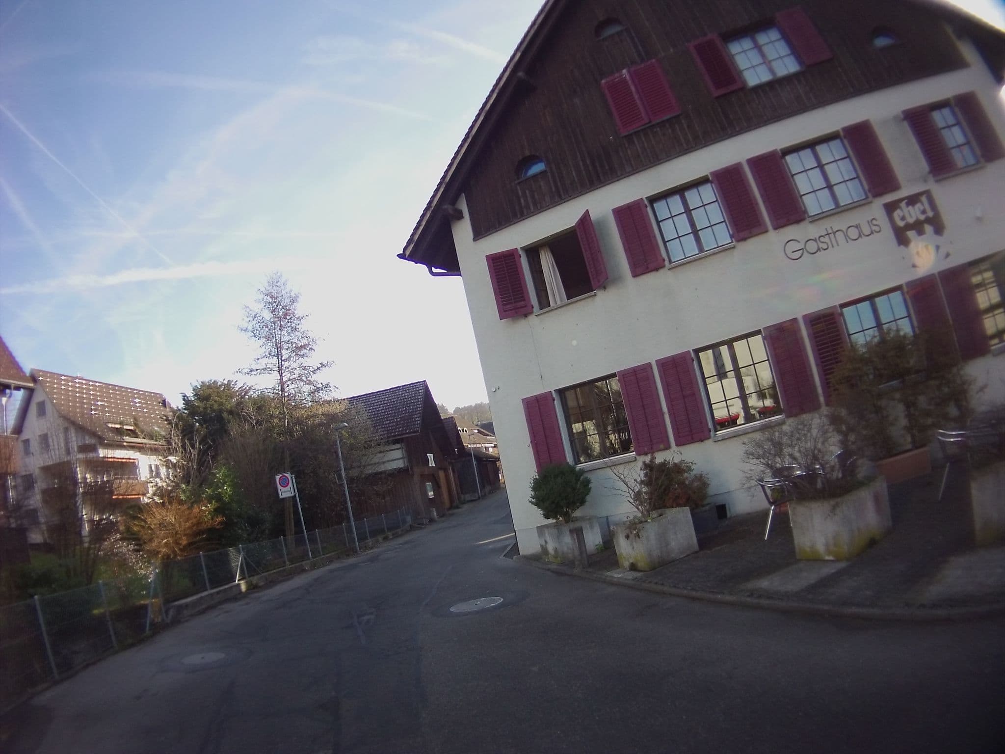 Street view near Ebel Restaurationsbetriebe, Baar — © endszbrxns (CC BY-SA · Mapillary)