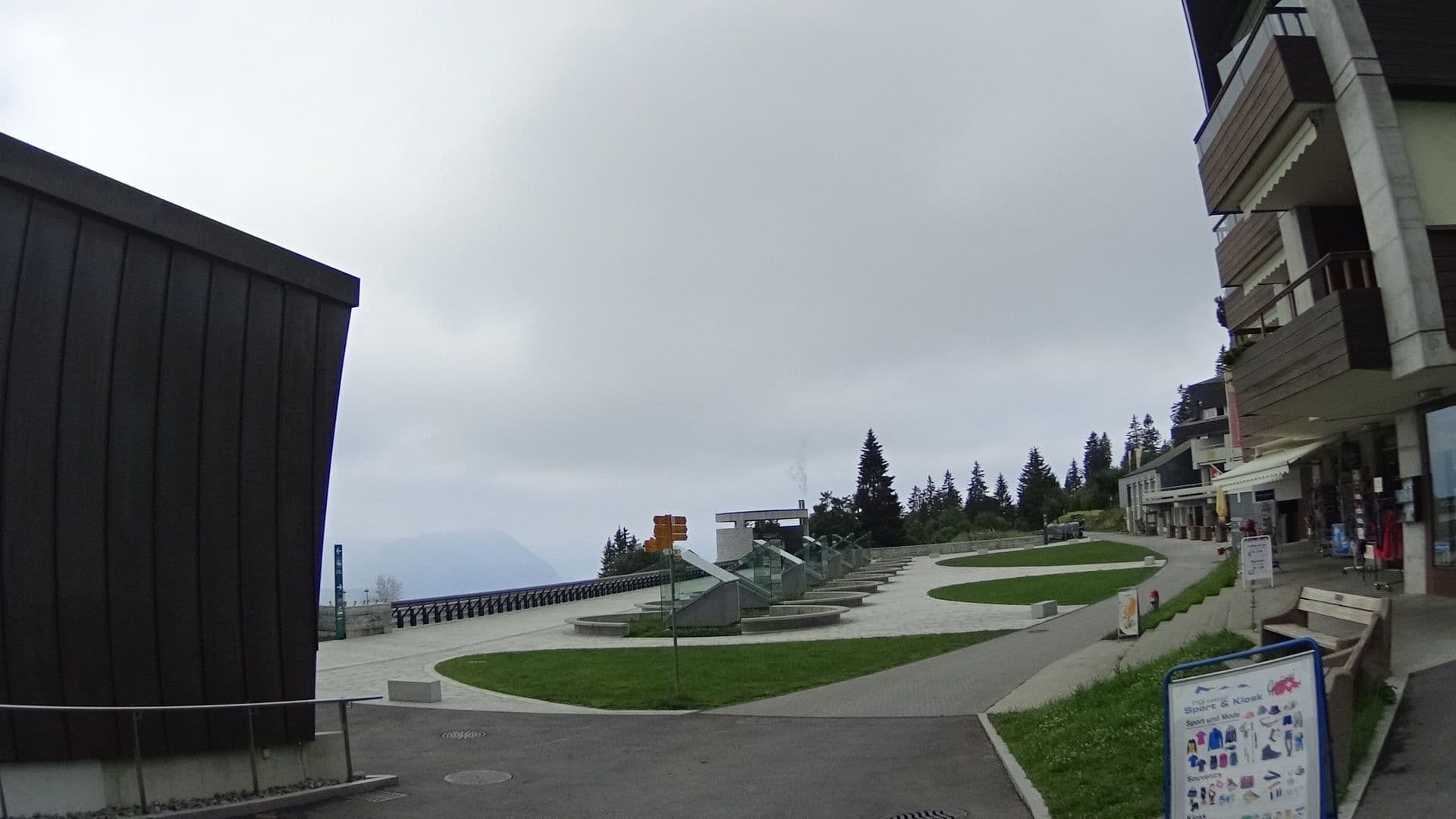 Street view near AKZENT Hotel Rigi Hostellerie, Weggis — © kino (CC BY-SA · Mapillary)