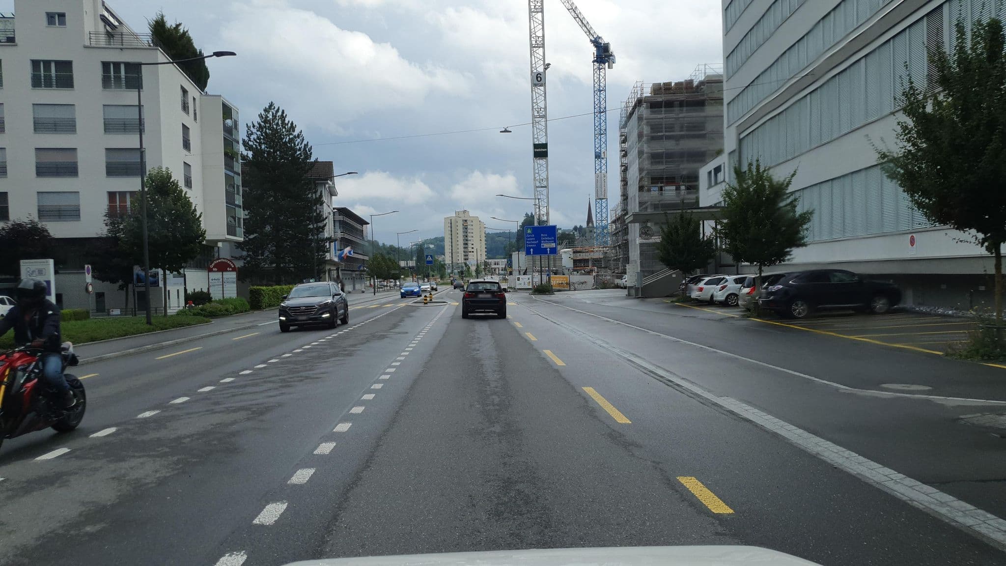 Street view near Hotel-Restaurant Emmenbaum, Emmen — © strassenfeger (CC BY-SA · Mapillary)