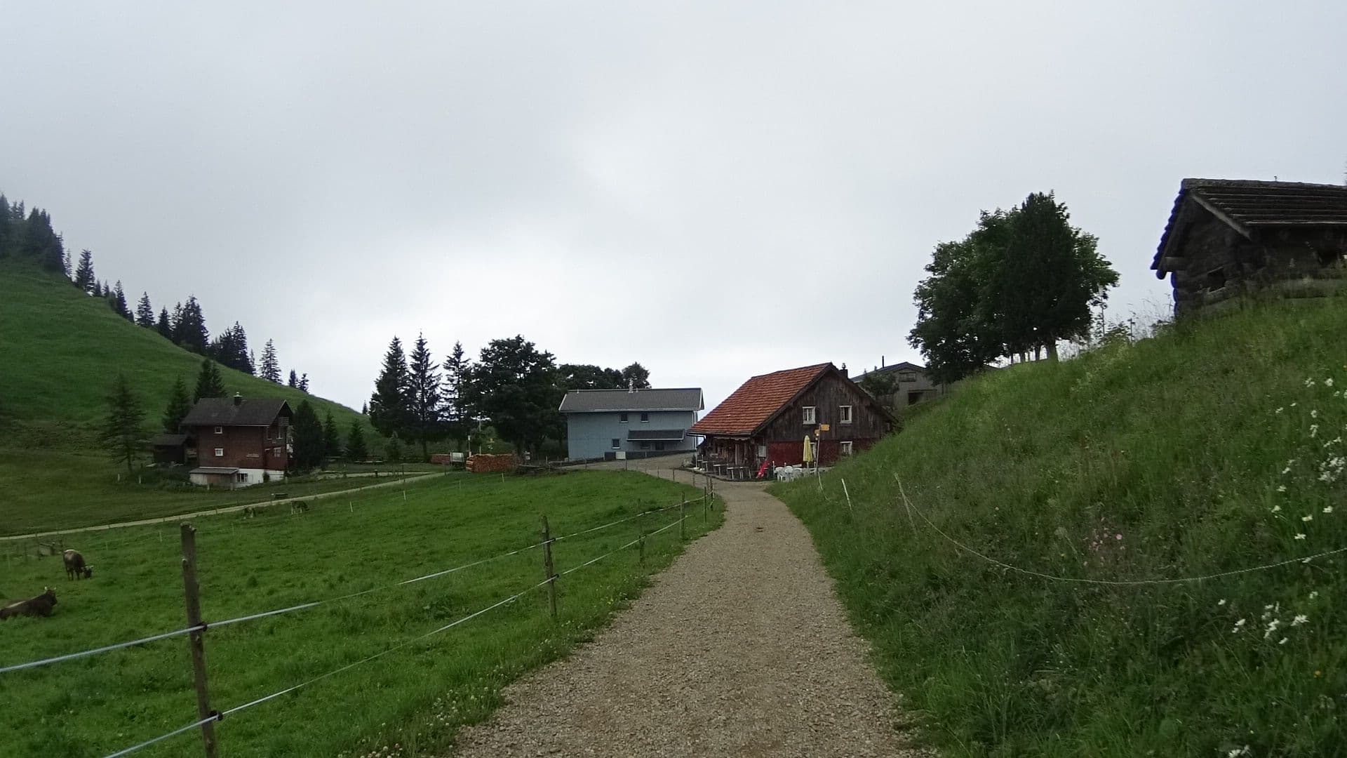 Street view near Hotel Rigi First Restaurant Bärenstube, Vitznau — © kino (CC BY-SA · Mapillary)