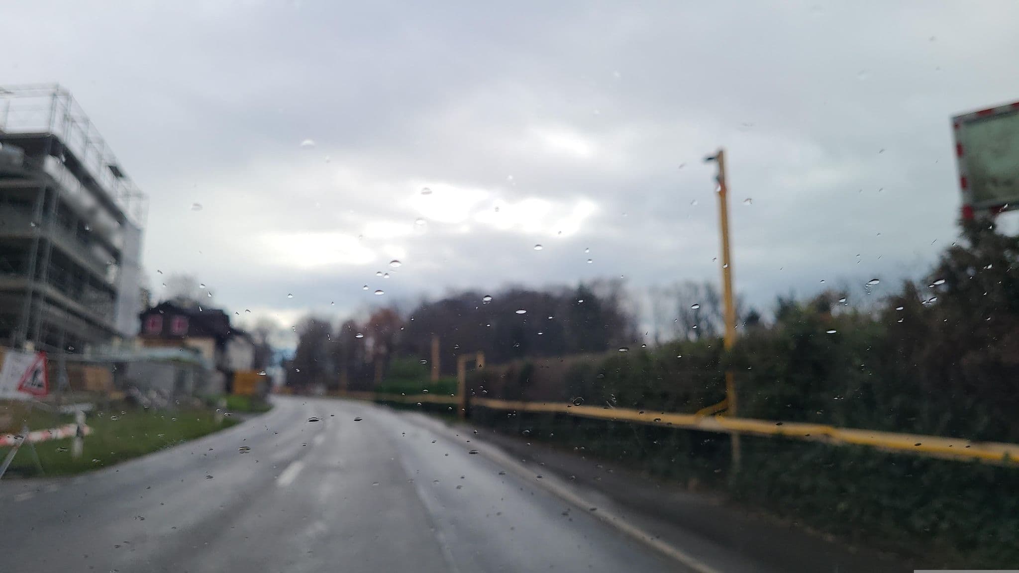 Street view near Hotel-Connection, Hünenberg — © chrisbeddow (CC BY-SA · Mapillary)