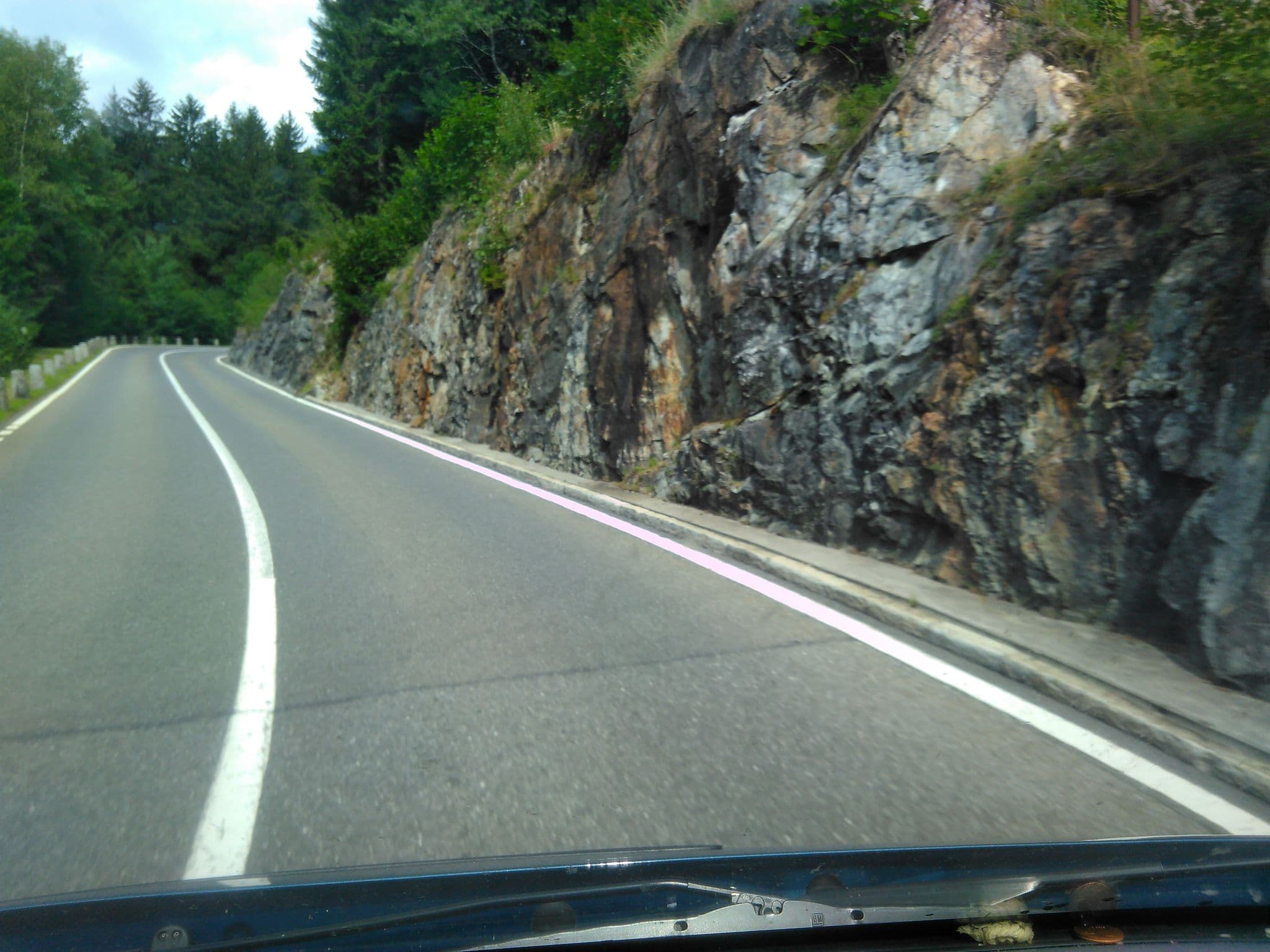 Street view near Parkhotel du Sauvage., Meiringen — © mknight (CC BY-SA · Mapillary)