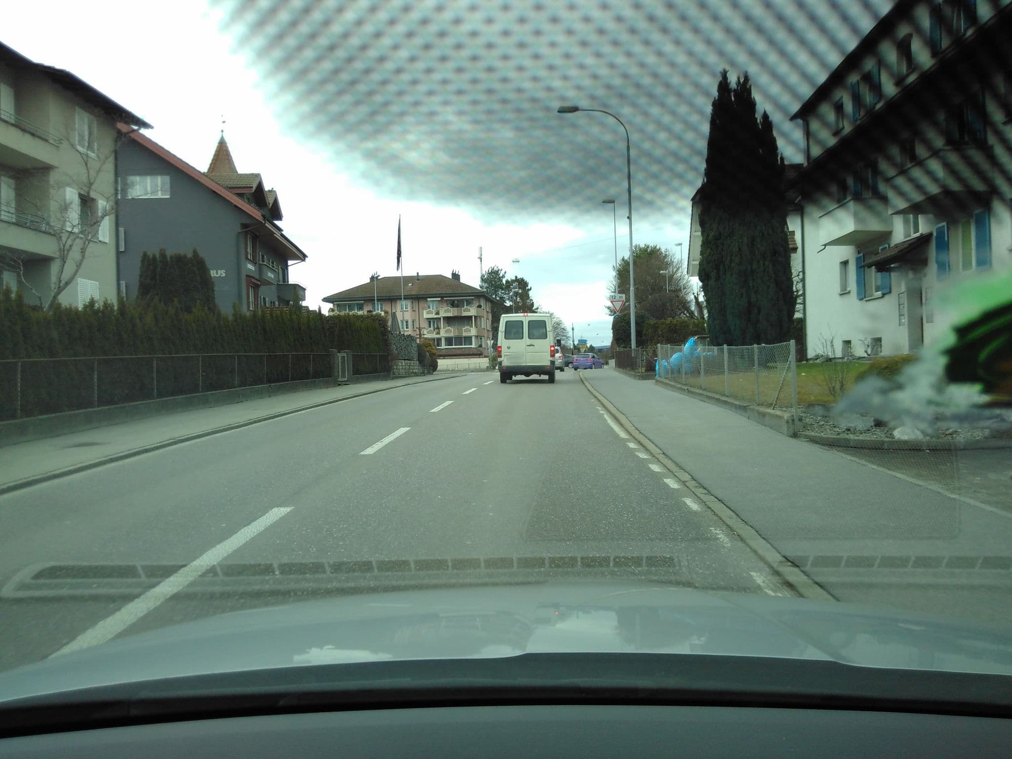 Street view near 2SFR, Emmen — © strassenfeger (CC BY-SA · Mapillary)