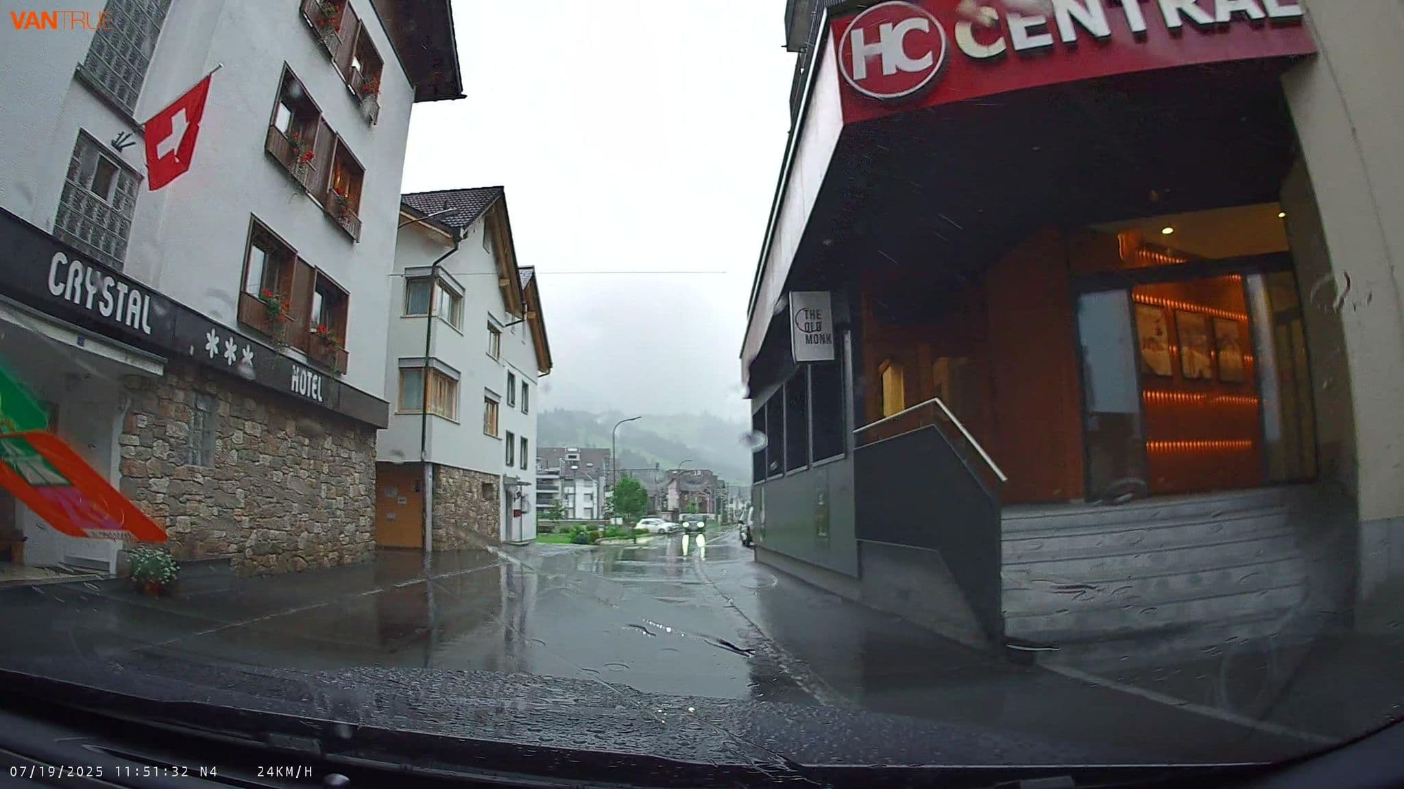 Street view near Hotel Christal, Engelberg — © fcignat (CC BY-SA · Mapillary)