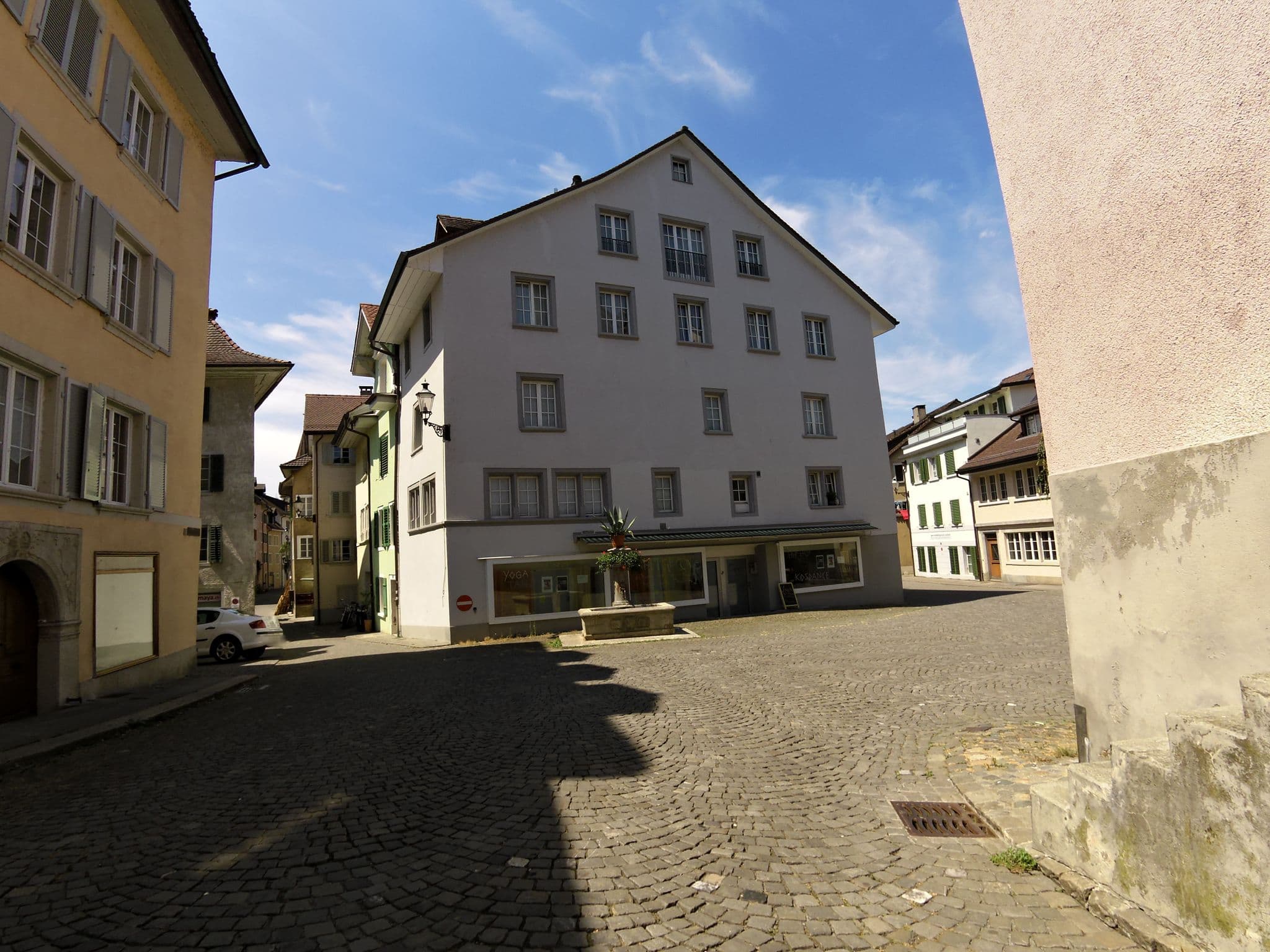Street view near Hotel-Restaurant Adler, Bremgarten — © suschtenname (CC BY-SA · Mapillary)