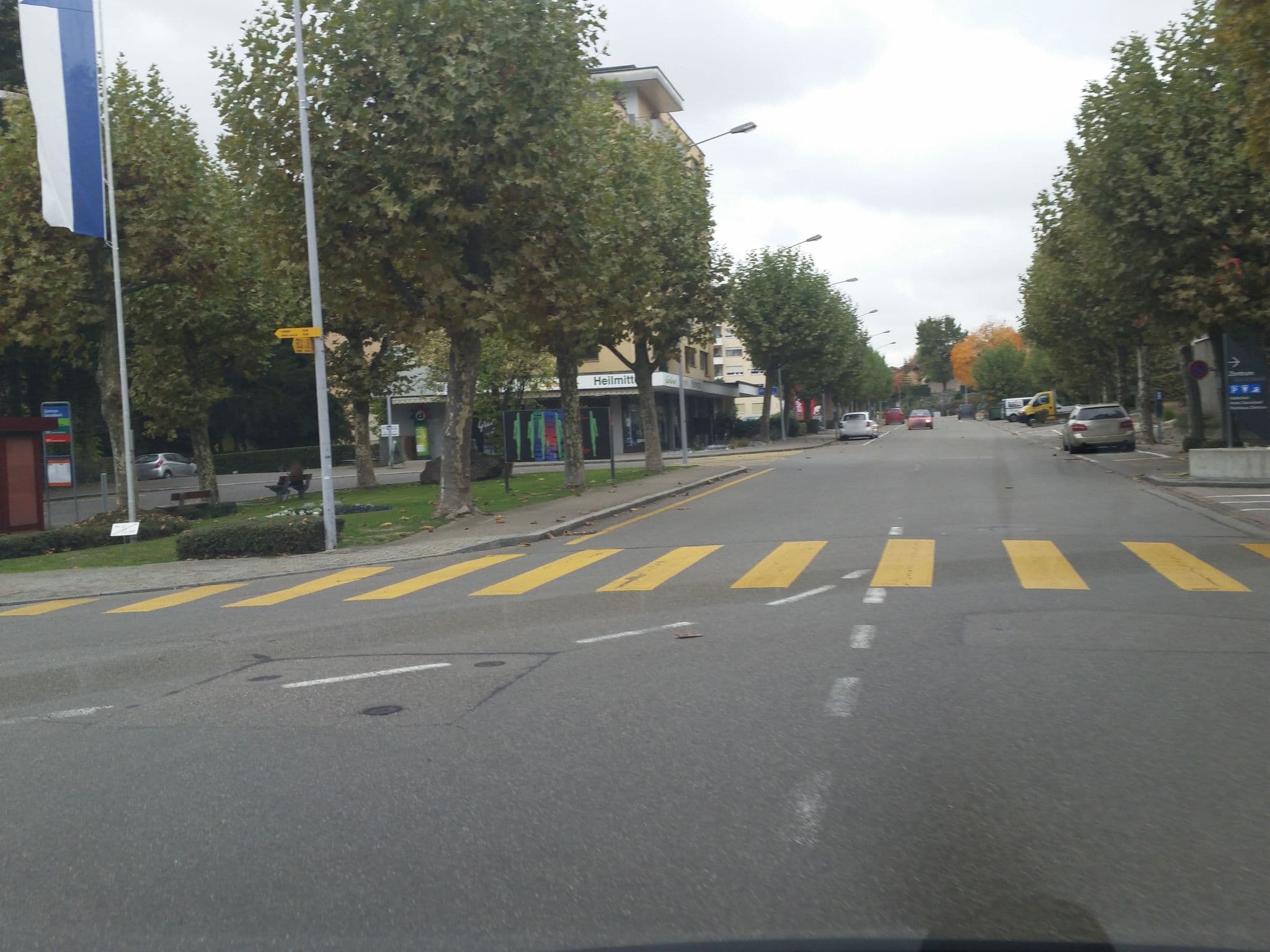 Street view near Geroldswil Swiss Quality Hotel, Geroldswil — © sp8962de (CC BY-SA · Mapillary)