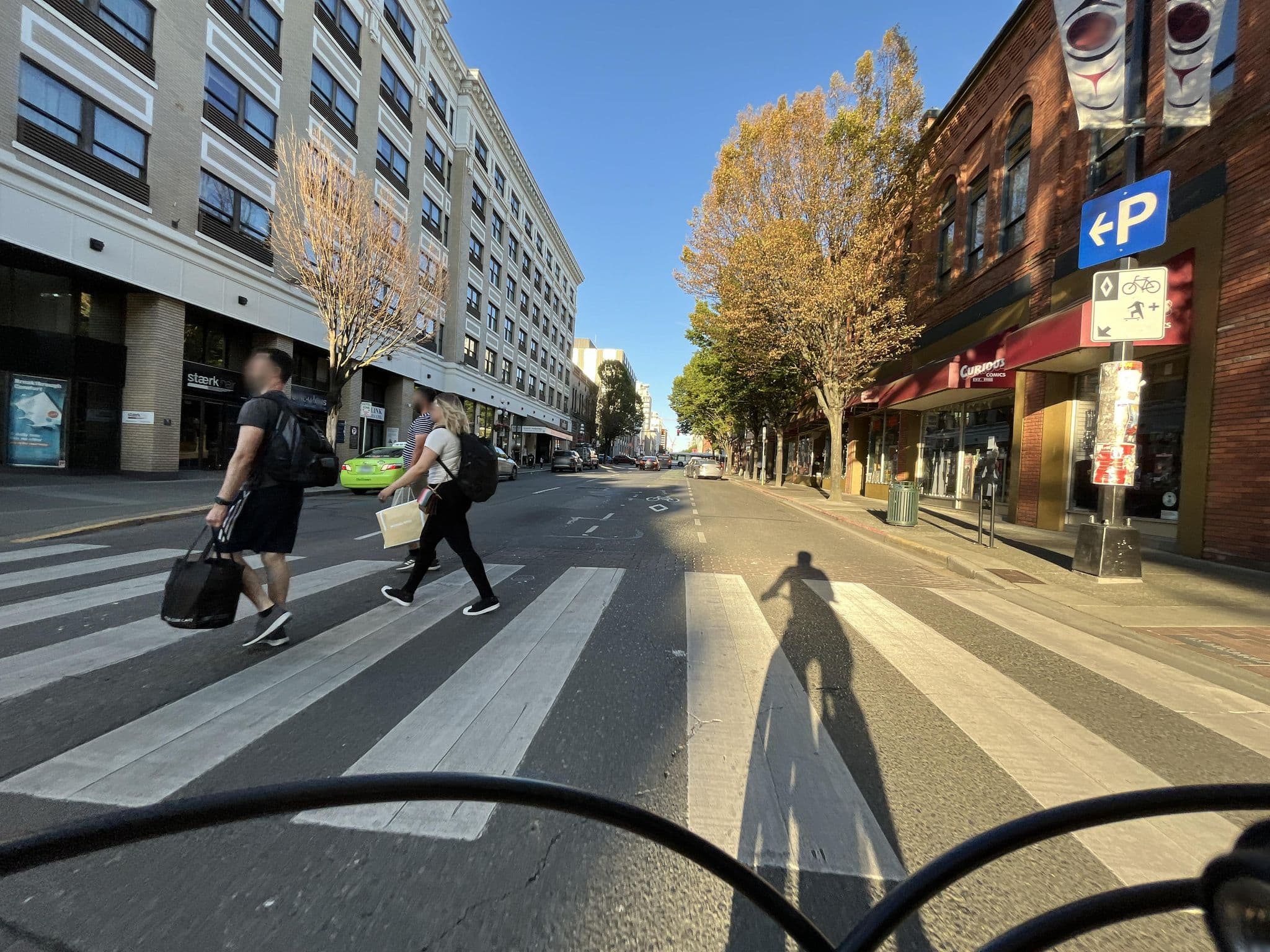 Street view near Best Western Plus Carlton Plaza, Victoria-Downtown — © sssmc (CC BY-SA · Mapillary)