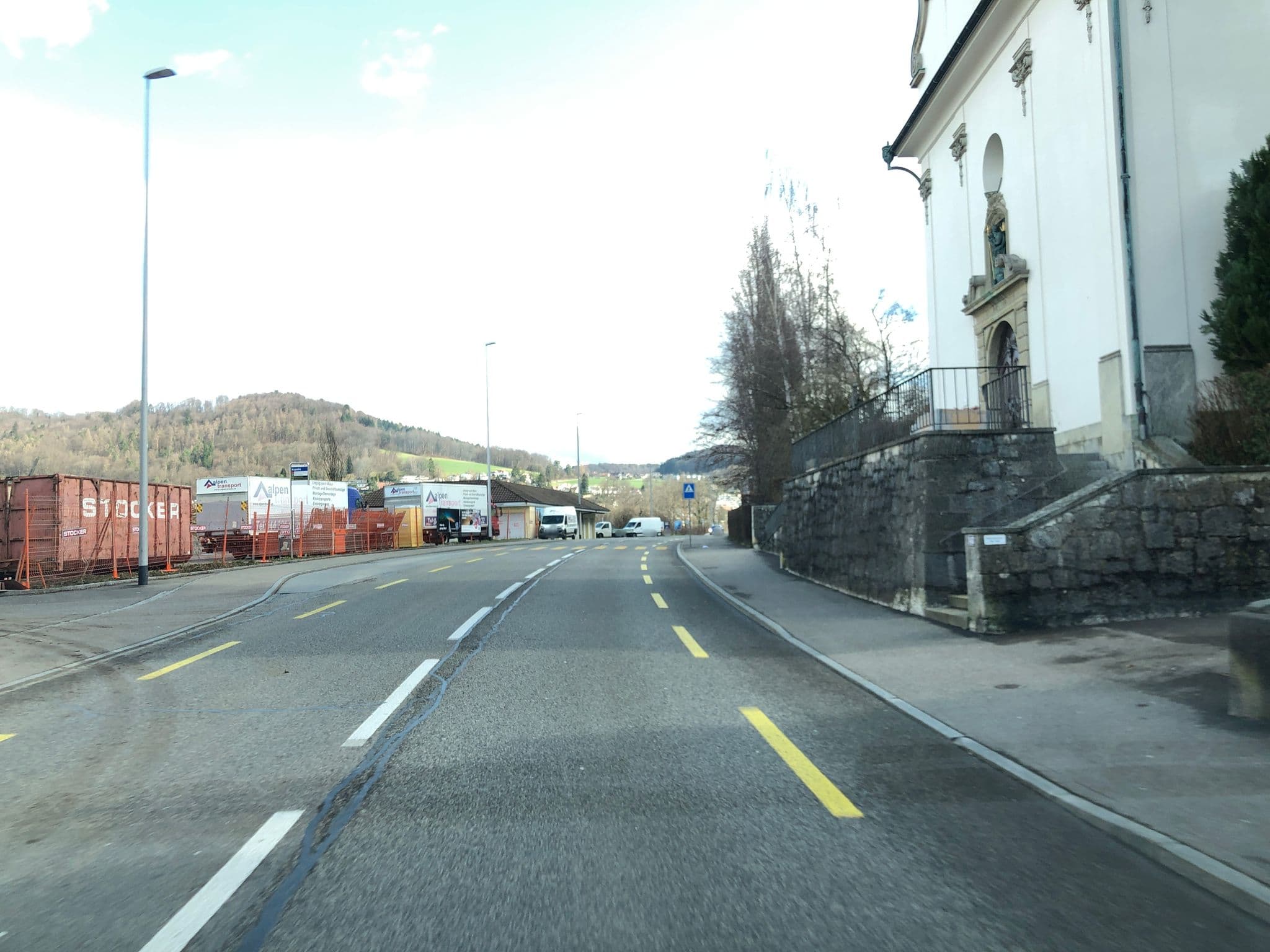Street view near Hotel Kappelerhof AG in Nachlassliquidation, Obersiggenthal — © Wuschel (CC BY-SA · Mapillary)