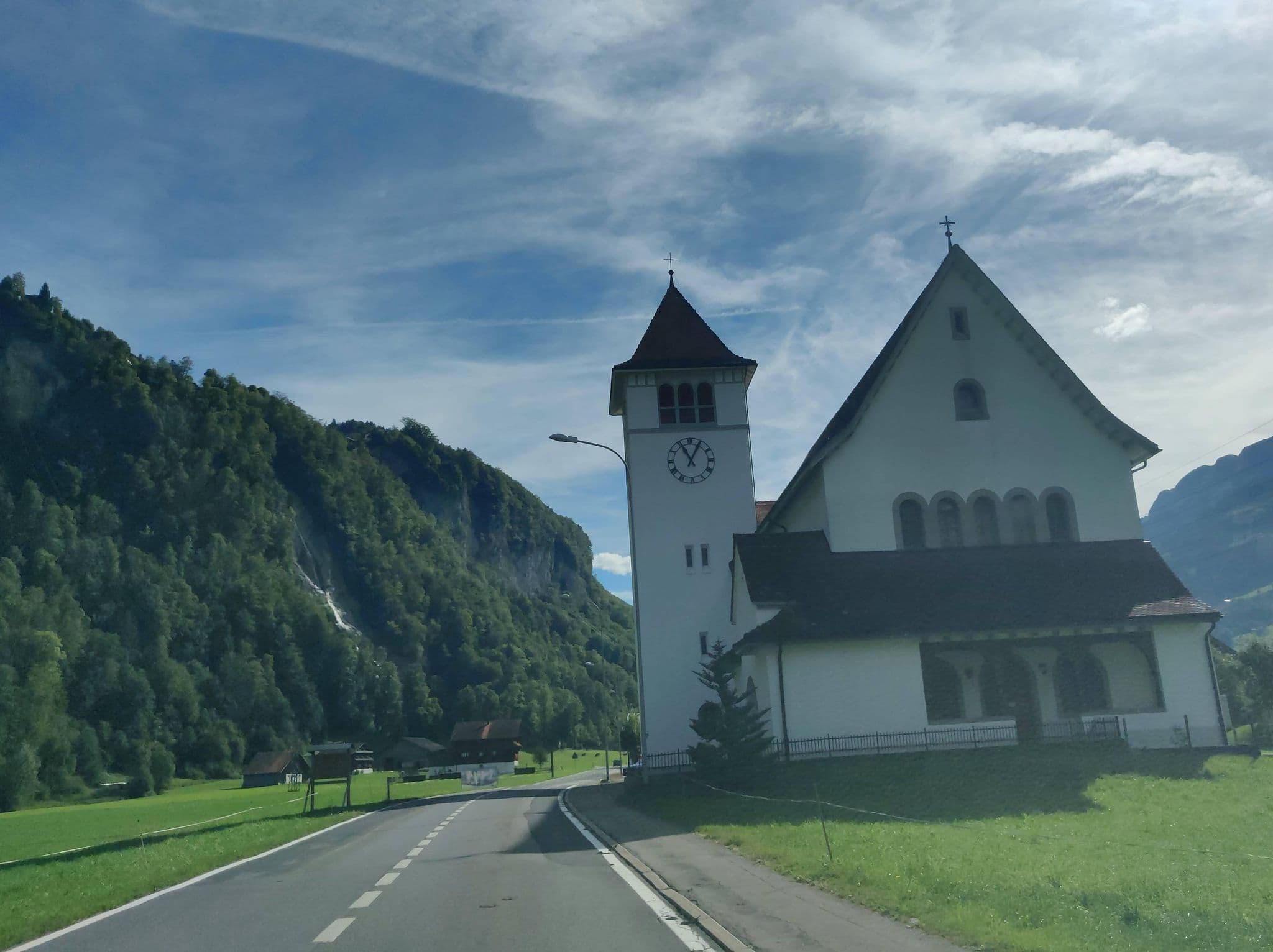 Street view near Stoos Hüttä, Muotathal — © Yha1 (CC BY-SA · Mapillary)
