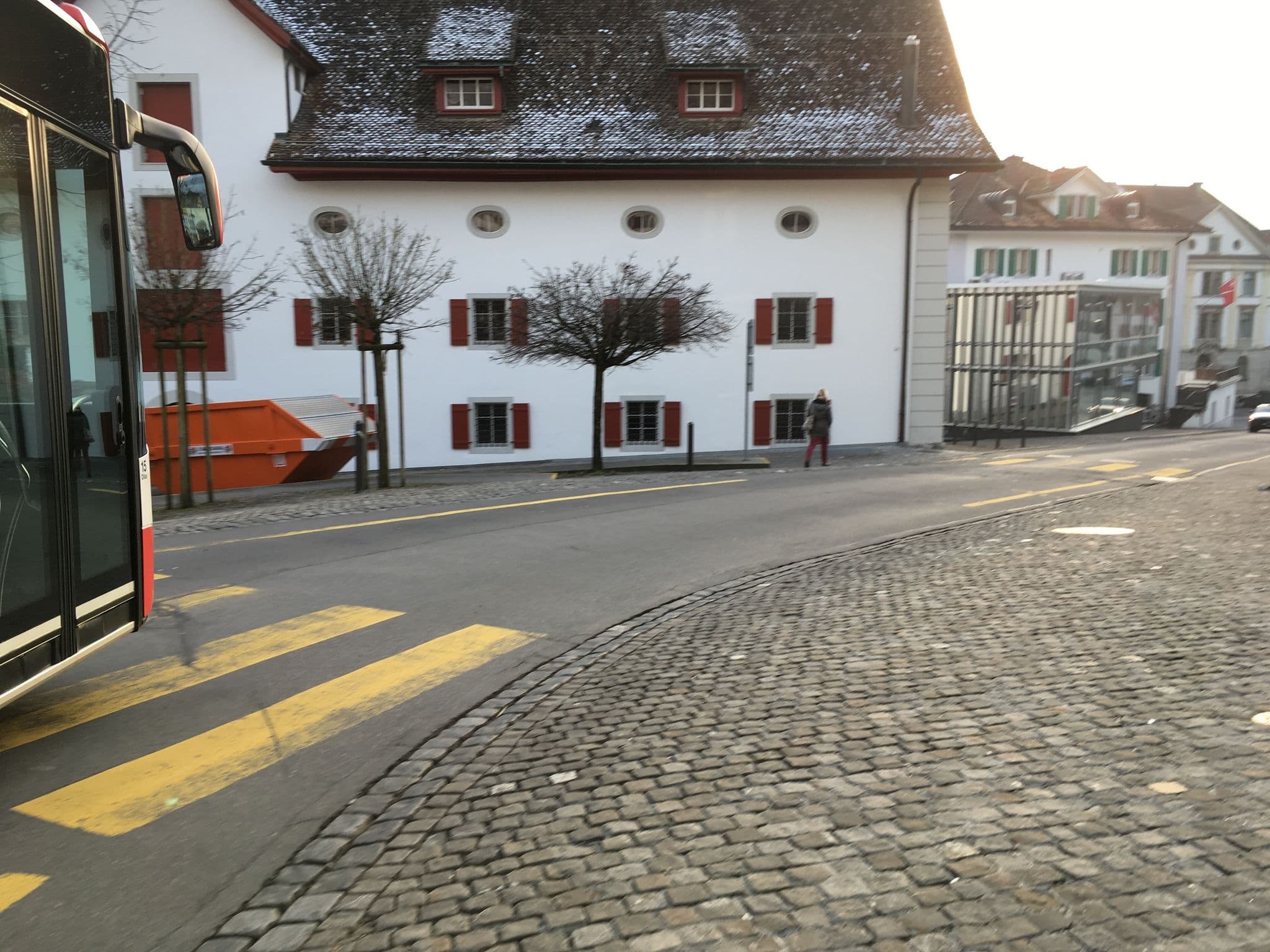 Street view near Kirchliche Pensionskasse Urschweiz-Glarus-Tessin, Schwyz — © beat (CC BY-SA · Mapillary)