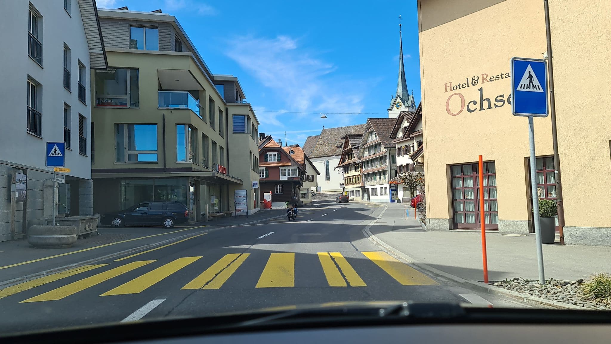 Street view near Heymans GmbH, Menzingen — © alexanderar (CC BY-SA · Mapillary)
