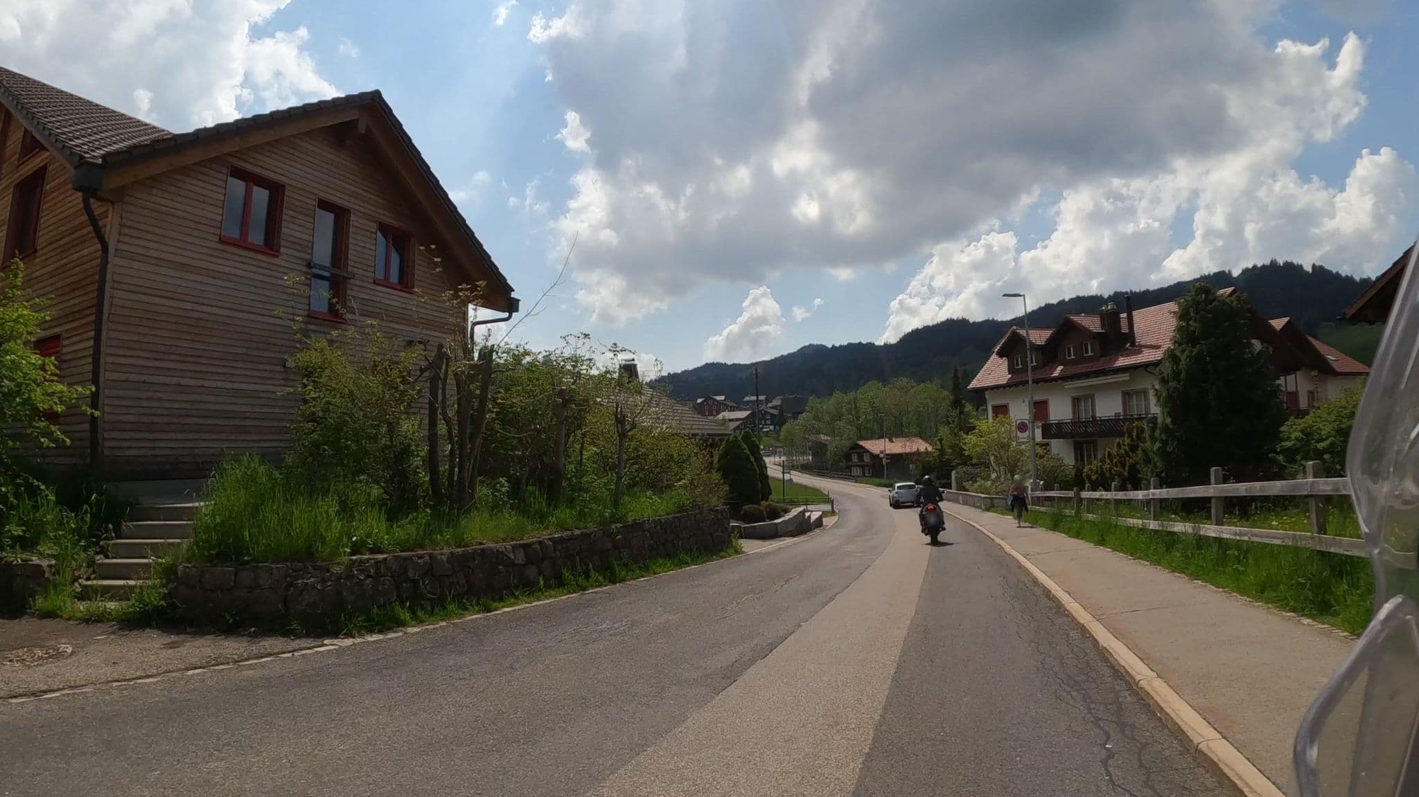 Street view near Alp Wang, Unteriberg — © crami (CC BY-SA · Mapillary)