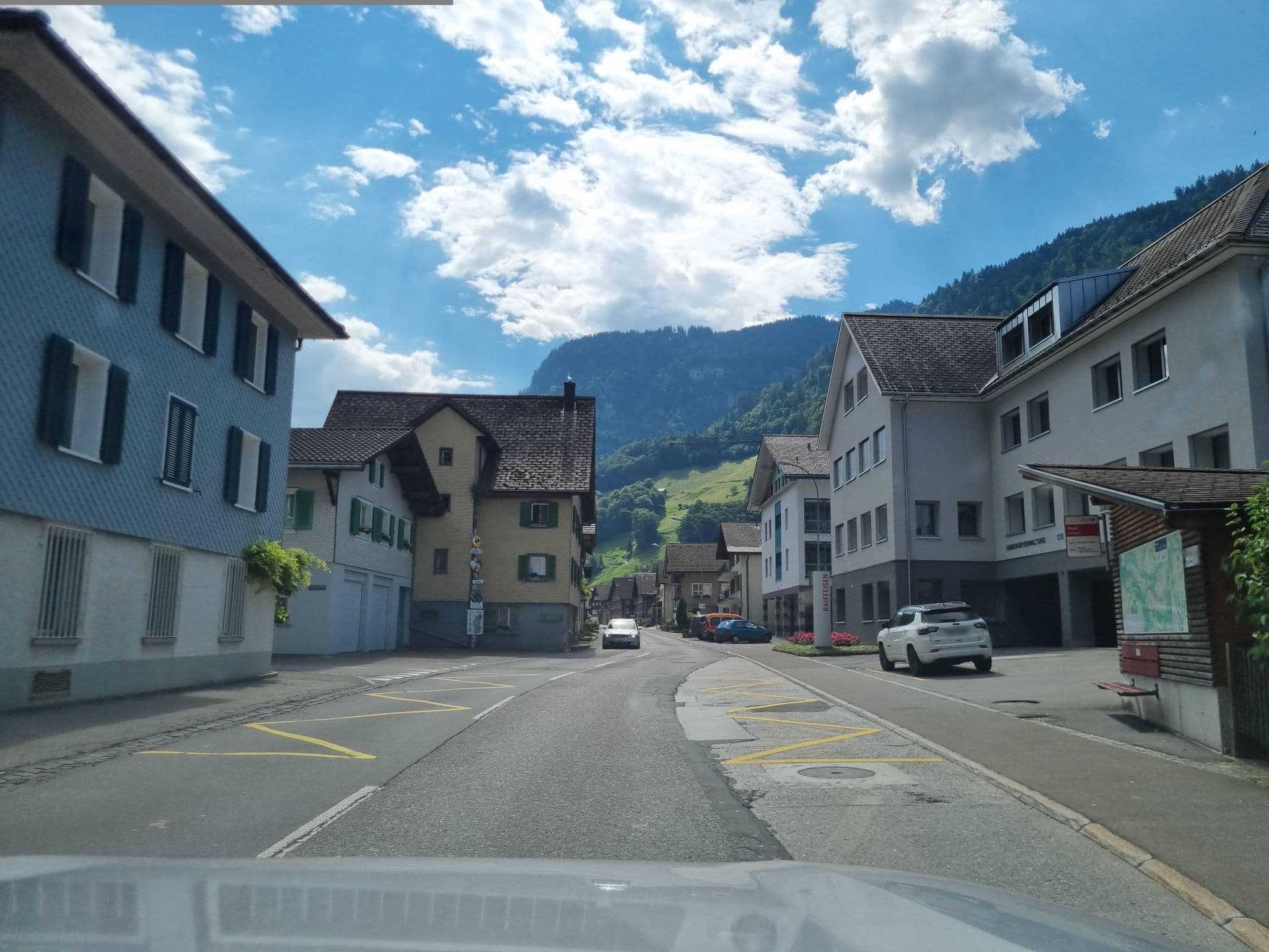 Street view near Hotel Post, Muotathal — © Yha1 (CC BY-SA · Mapillary)