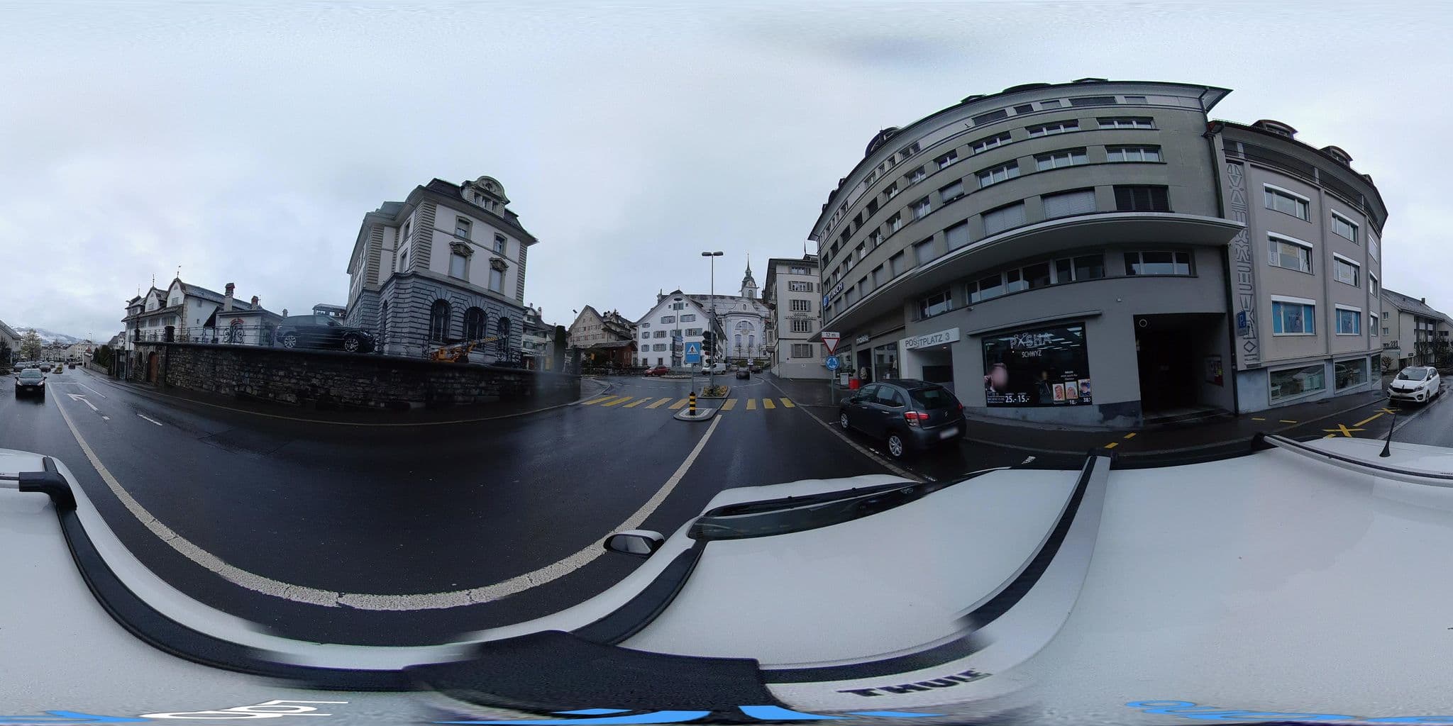 Street view near Liberty Freizügigkeitsstiftung, Schwyz — © chrisbeddow (CC BY-SA · Mapillary)