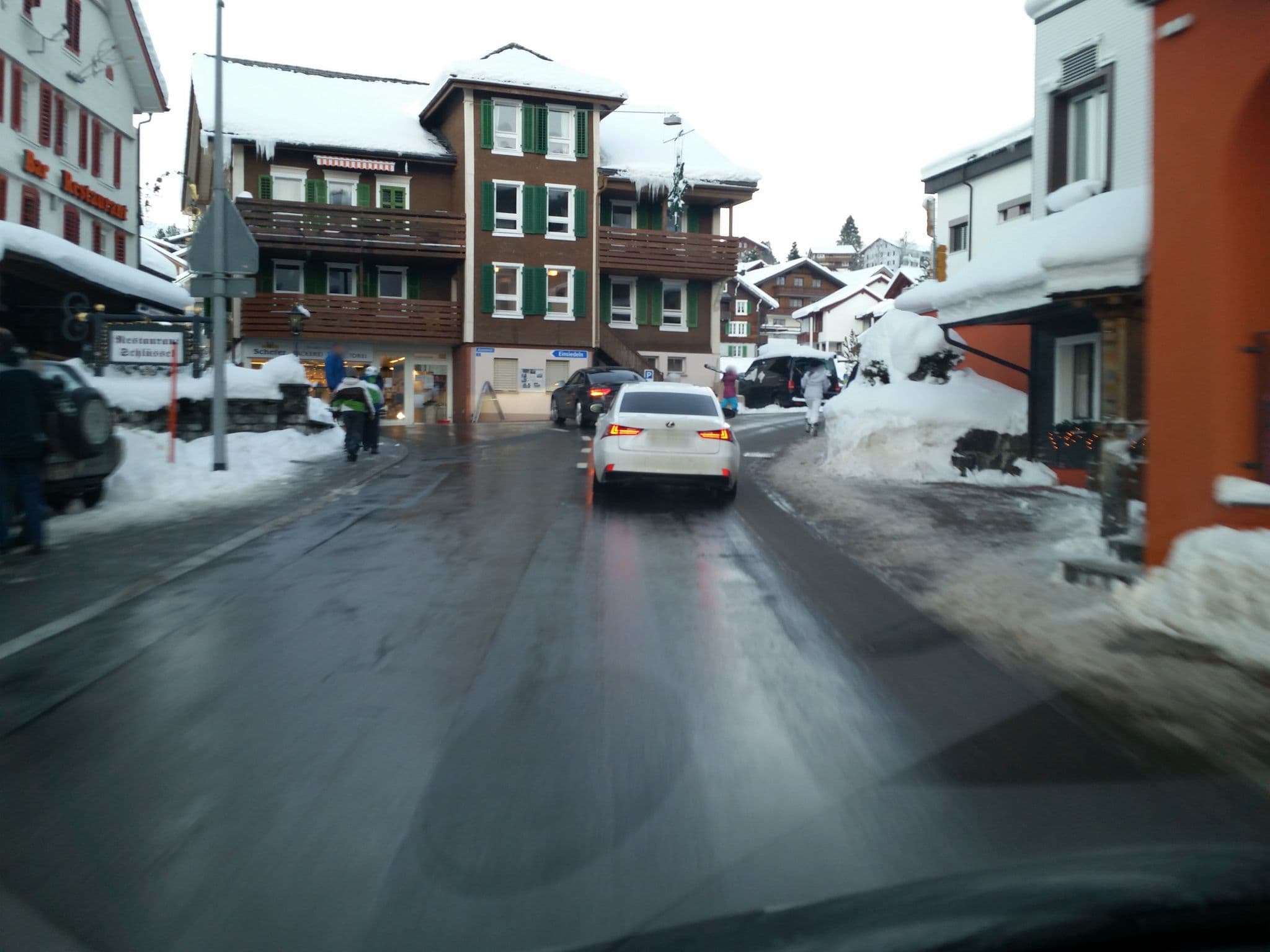 Street view near Müller's Posthotel, Unteriberg — © sp8962de (CC BY-SA · Mapillary)