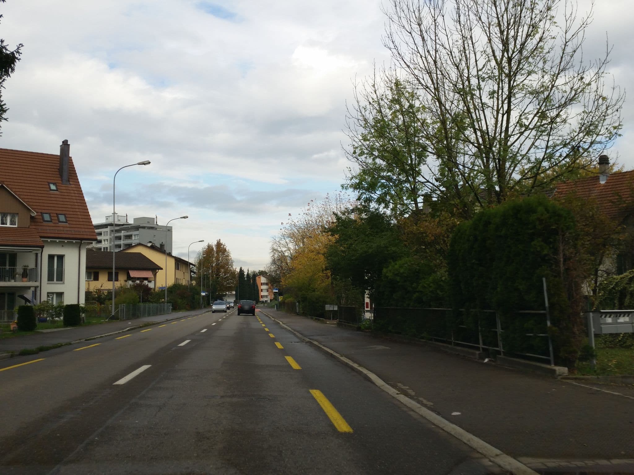 Street view near Grotto & Hotel Asinello, Dübendorf / Vogelquartier — © till (CC BY-SA · Mapillary)