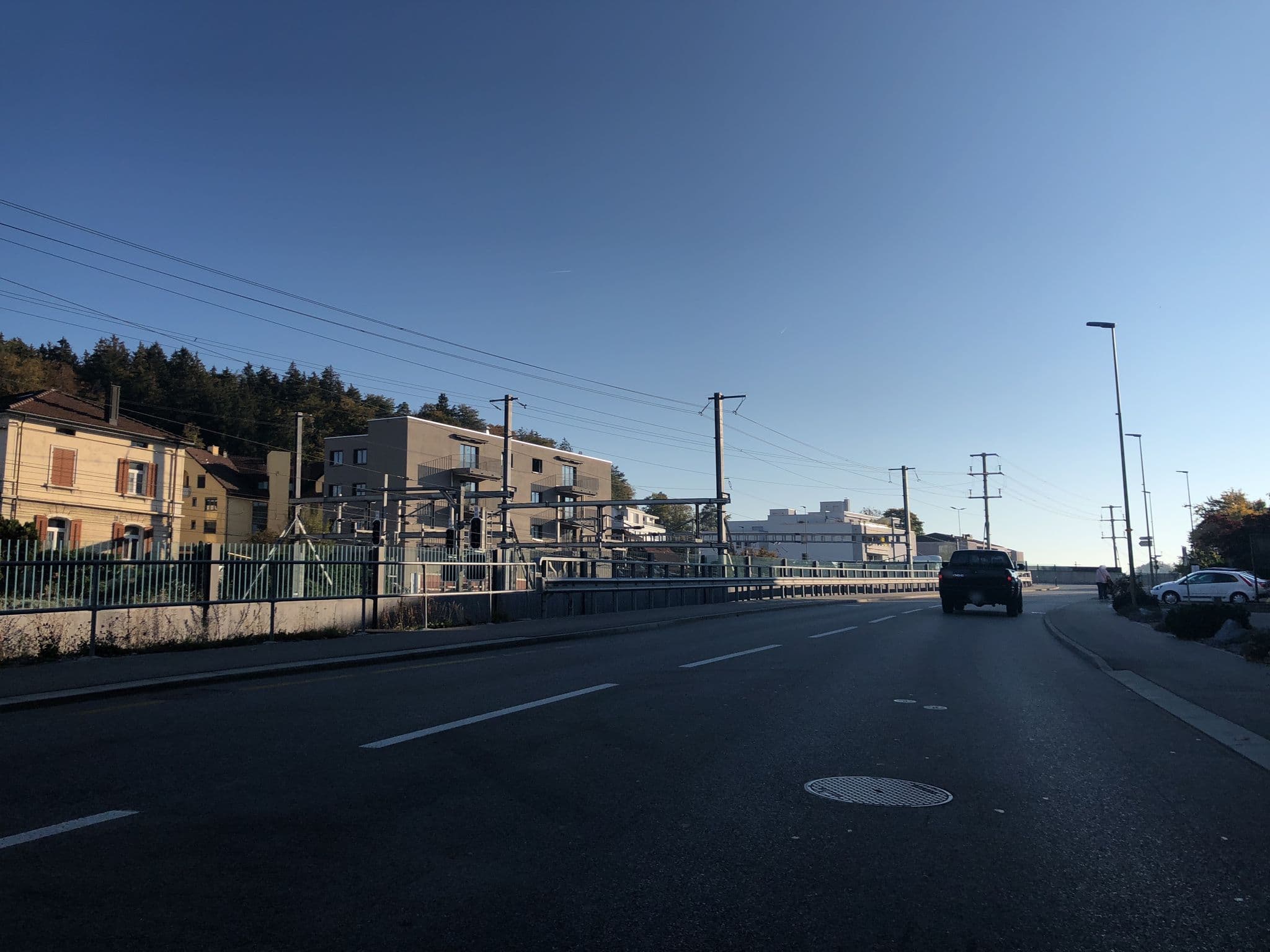 Street view near Hotel Effretikon, Effretikon — © albinfo (CC BY-SA · Mapillary)
