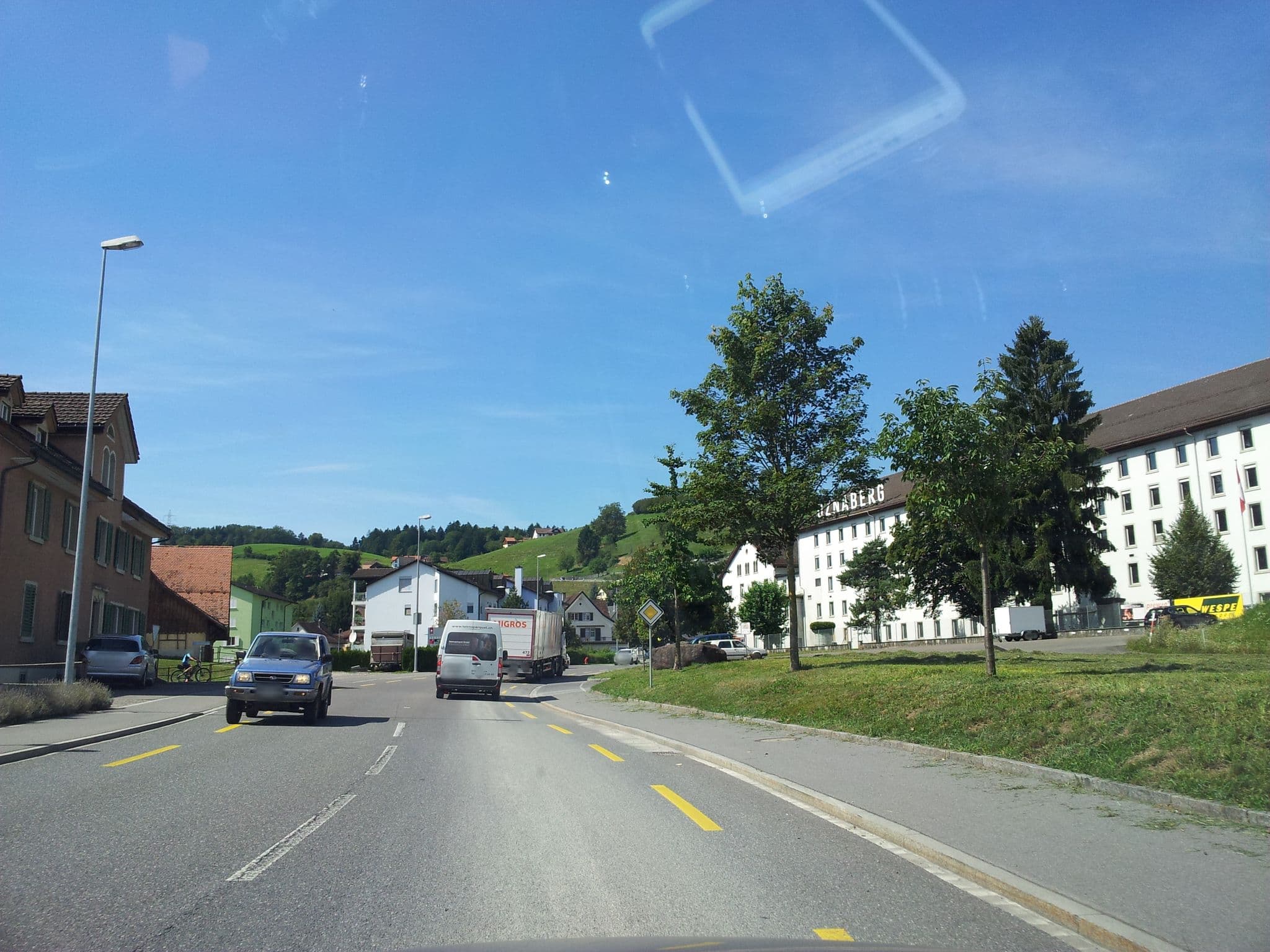 Street view near Schuetzenhaus, Schmerikon — © sp8962de (CC BY-SA · Mapillary)