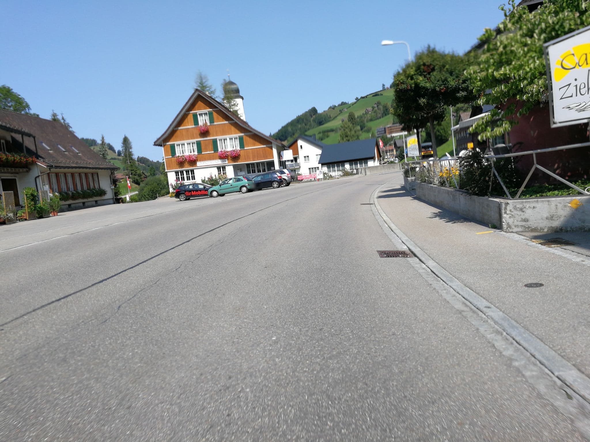 Street view near Gasthaus Ochsen, Krummenau — © barbe45 (CC BY-SA · Mapillary)