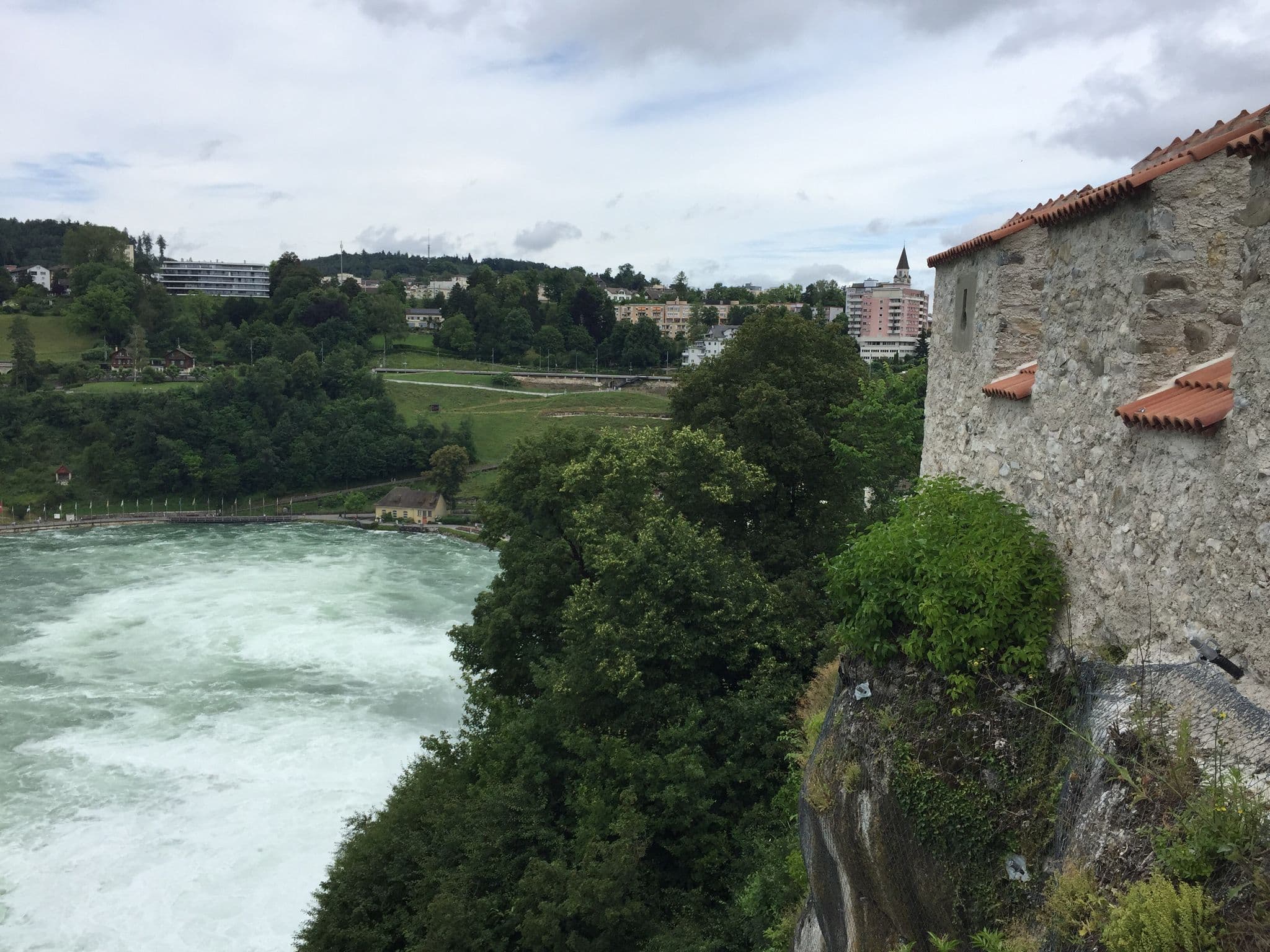 Street view near Youth Hostel Dachsen, Neuhausen — © trac71 (CC BY-SA · Mapillary)