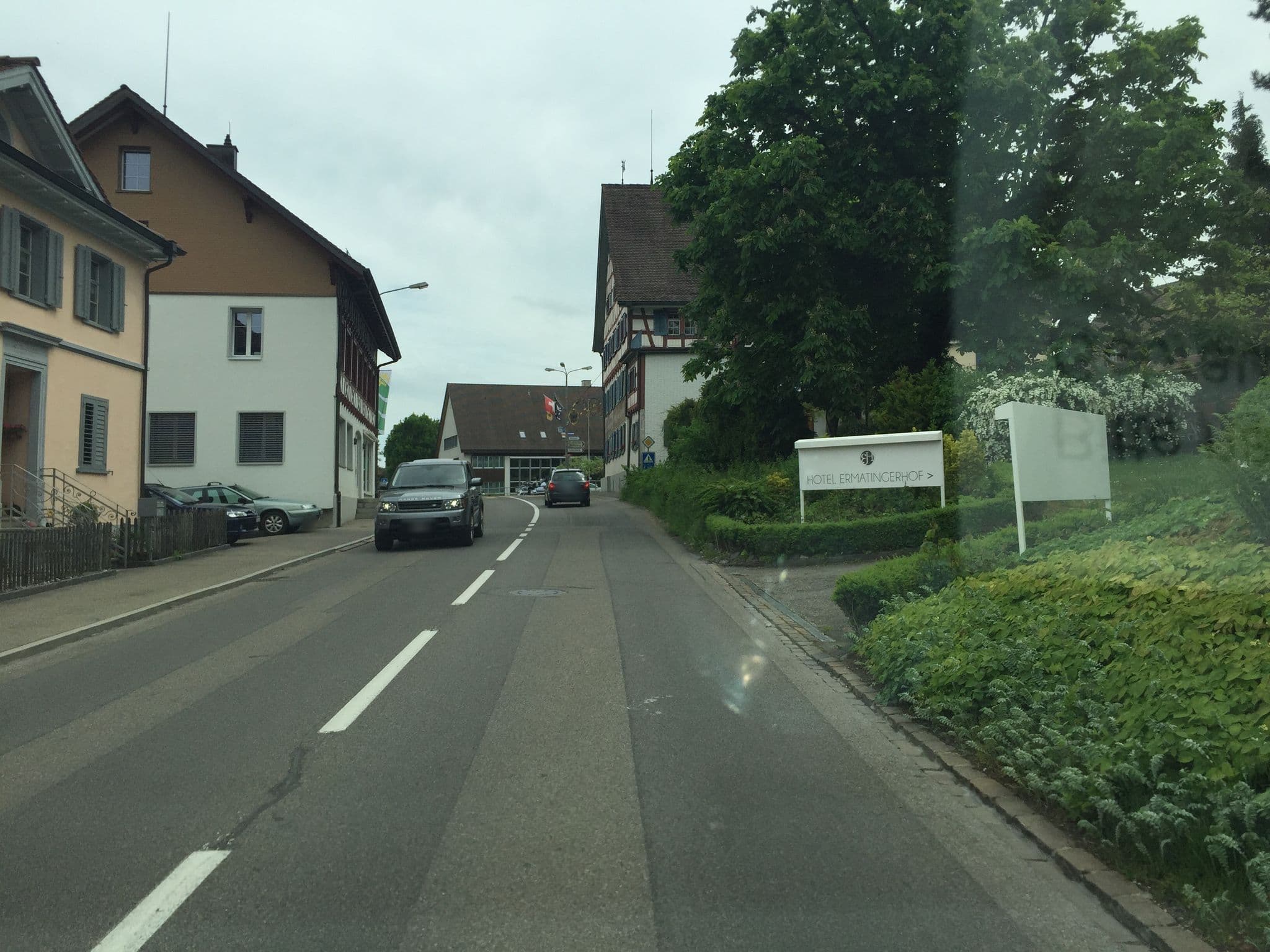 Street view near Hotel Ermatingerhof, Ermatingen — © canadarunner (CC BY-SA · Mapillary)