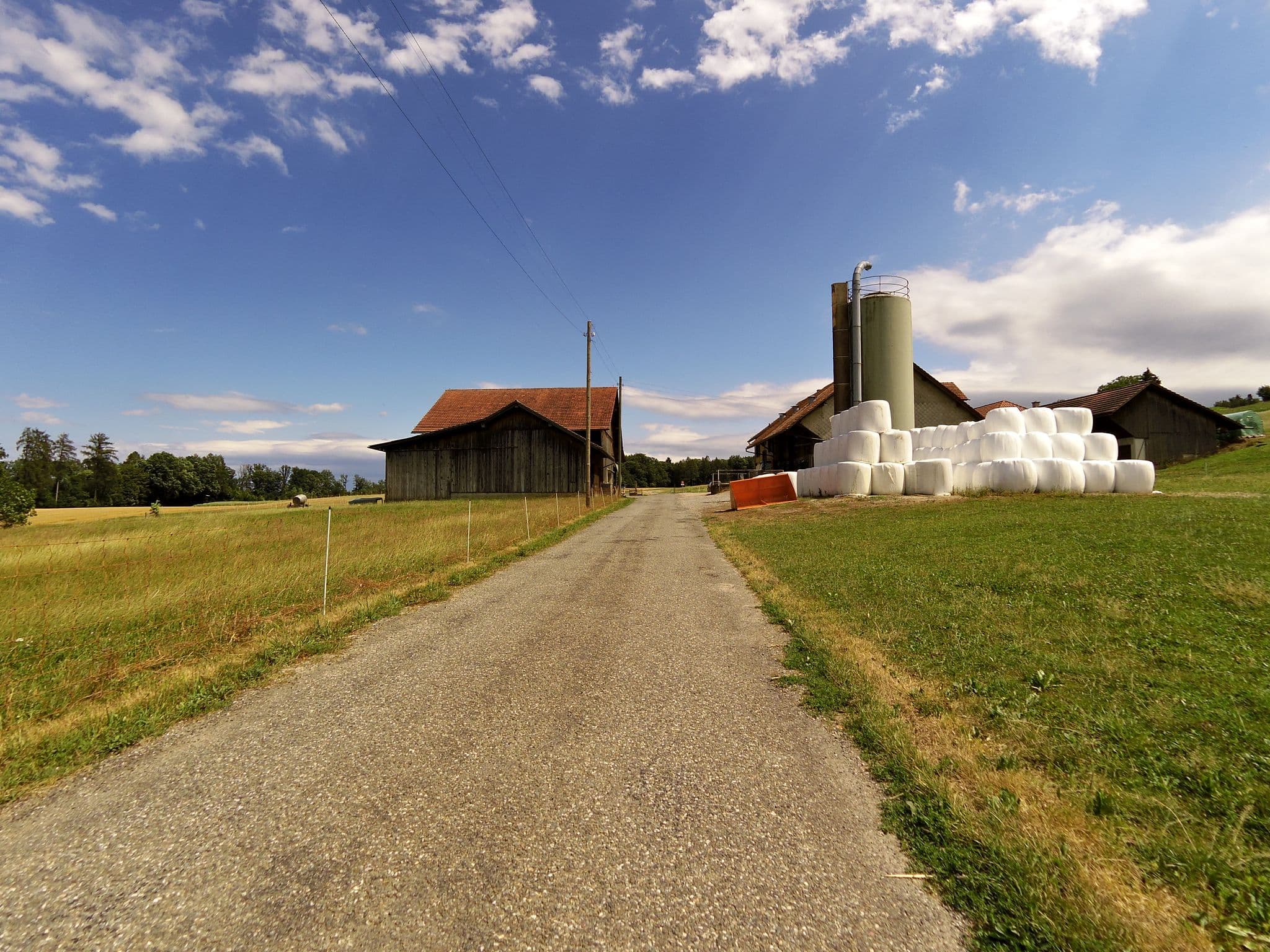 Street view near Room G08 @ Wolfsberg, Ermatingen — © mstock (CC BY-SA · Mapillary)