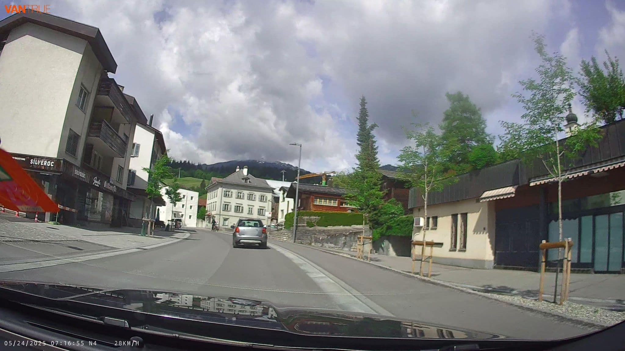 Street view near Hotel Berghaus Nagens, Flims — © fcignat (CC BY-SA · Mapillary)