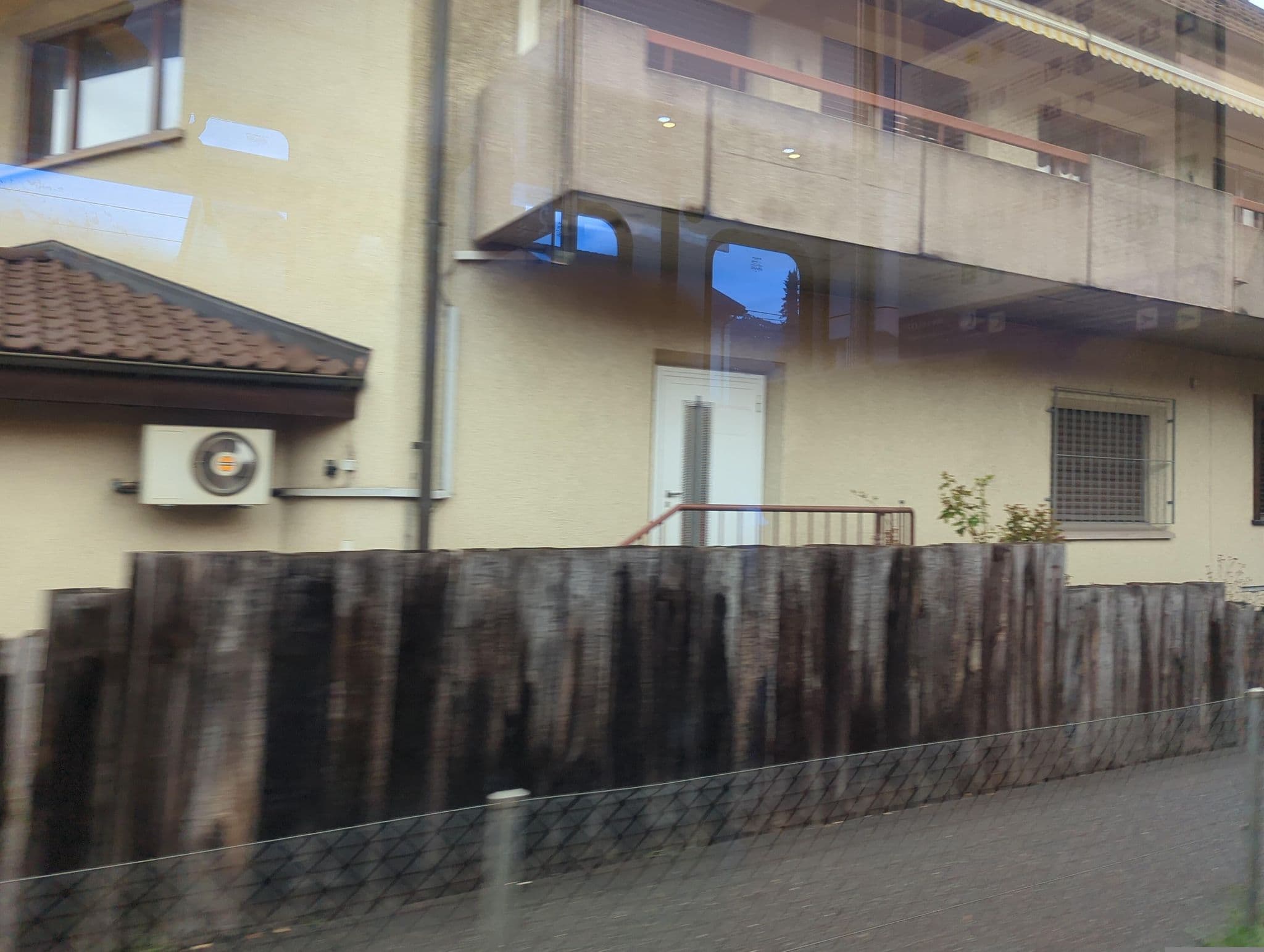 Street view near Hotel zum Ritterhof, Sargans — © oeschinen (CC BY-SA · Mapillary)