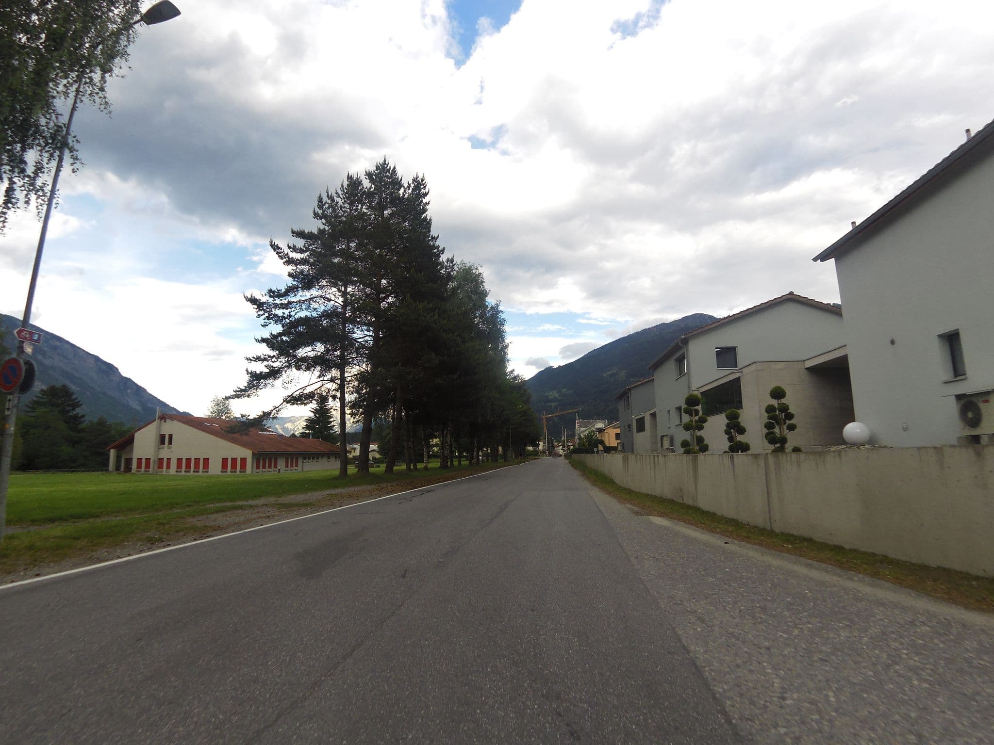 Street view near Villa Edy, Bonaduz — © likesopenstreetmap (CC BY-SA · Mapillary)