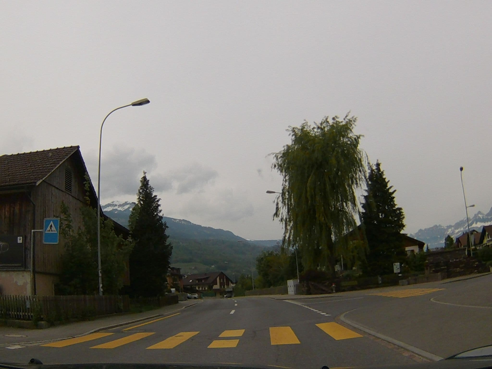 Street view near Hotel-Restaurant Kreuz, Sargans — © oferi (CC BY-SA · Mapillary)