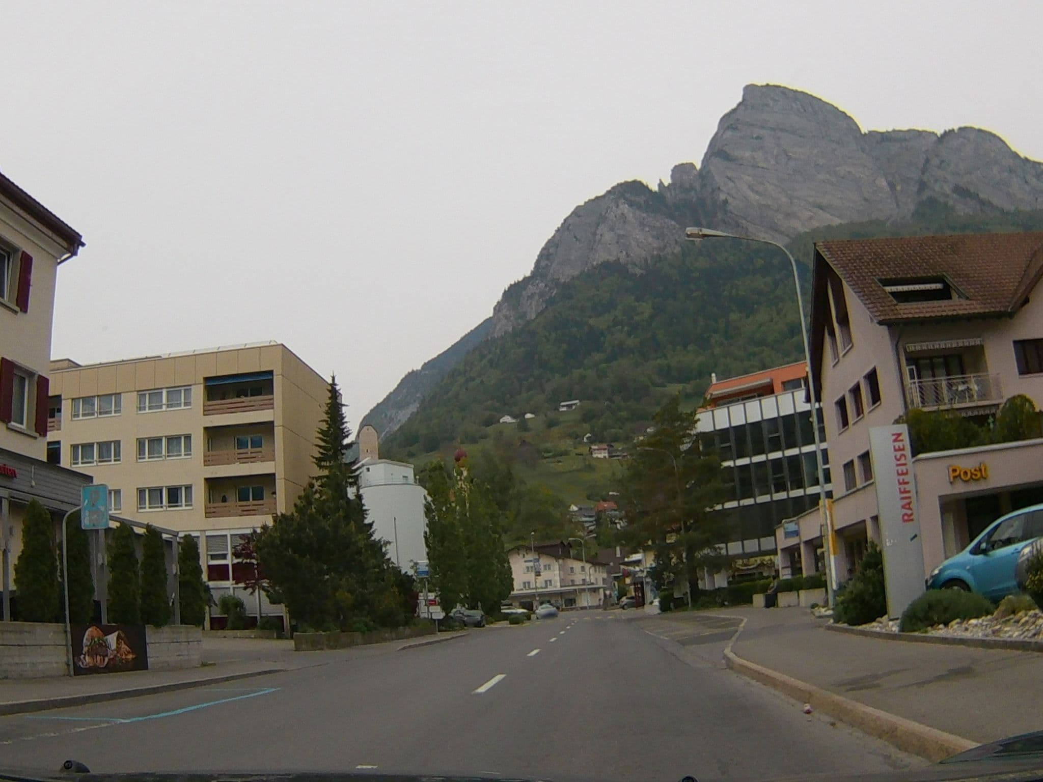 Street view near Déja Vue, Sargans — © oferi (CC BY-SA · Mapillary)