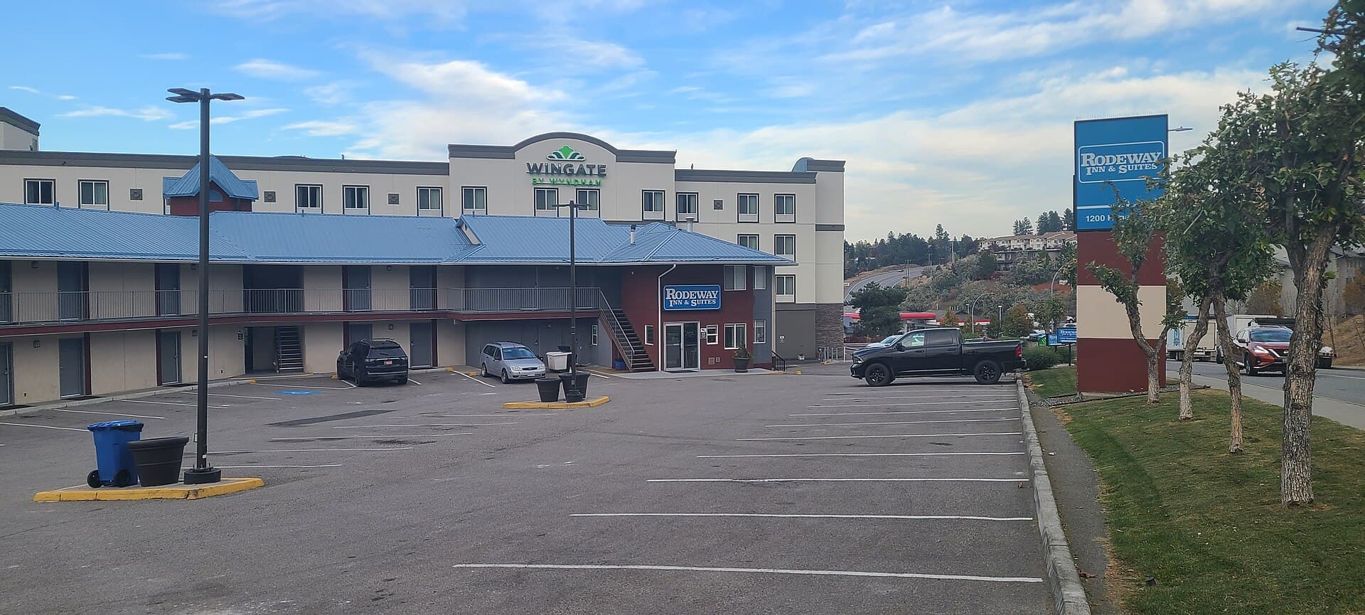 Rodeway Inn & Suites (via Wikimedia Commons, CC BY-SA 3.0)